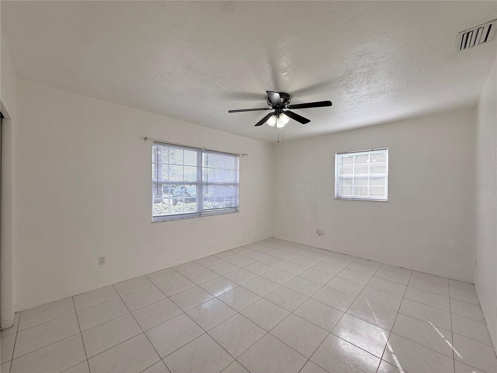 859 72ND AVE N, ST PETERSBURG, FL, 33702