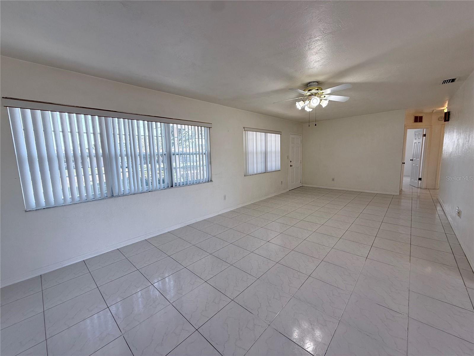 859 72ND AVE N, ST PETERSBURG, FL, 33702