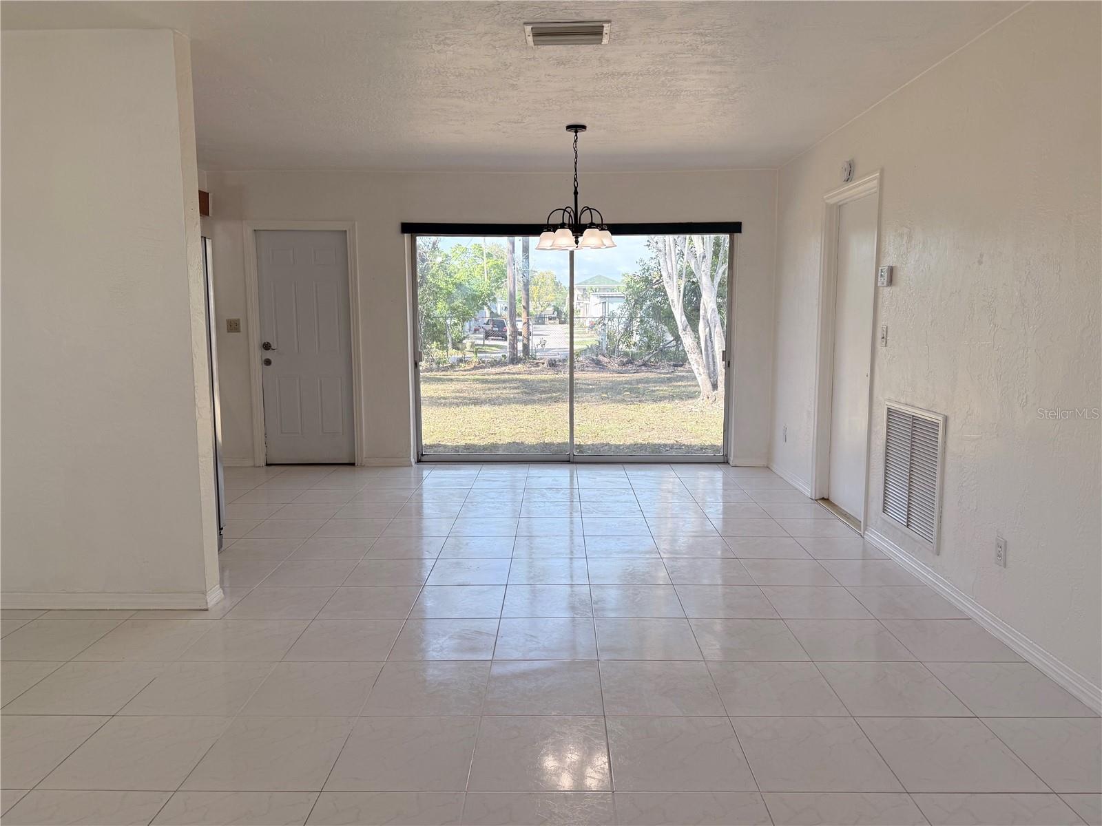 859 72ND AVE N, ST PETERSBURG, FL, 33702