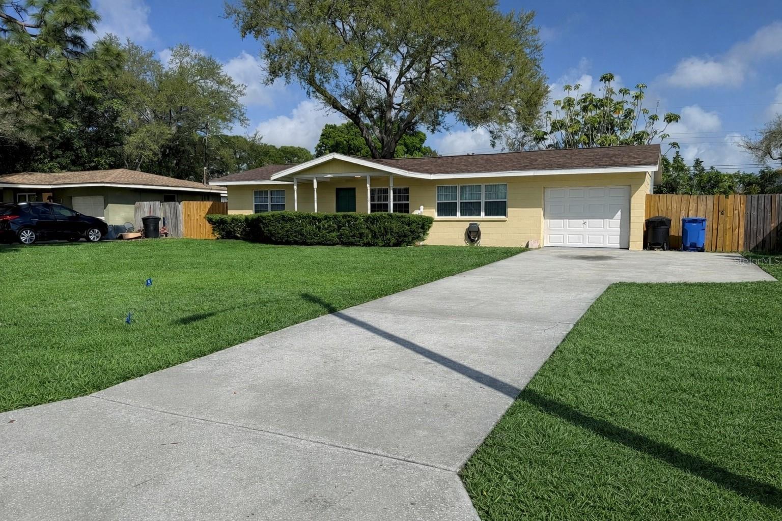 859 72ND AVE N, ST PETERSBURG, FL, 33702