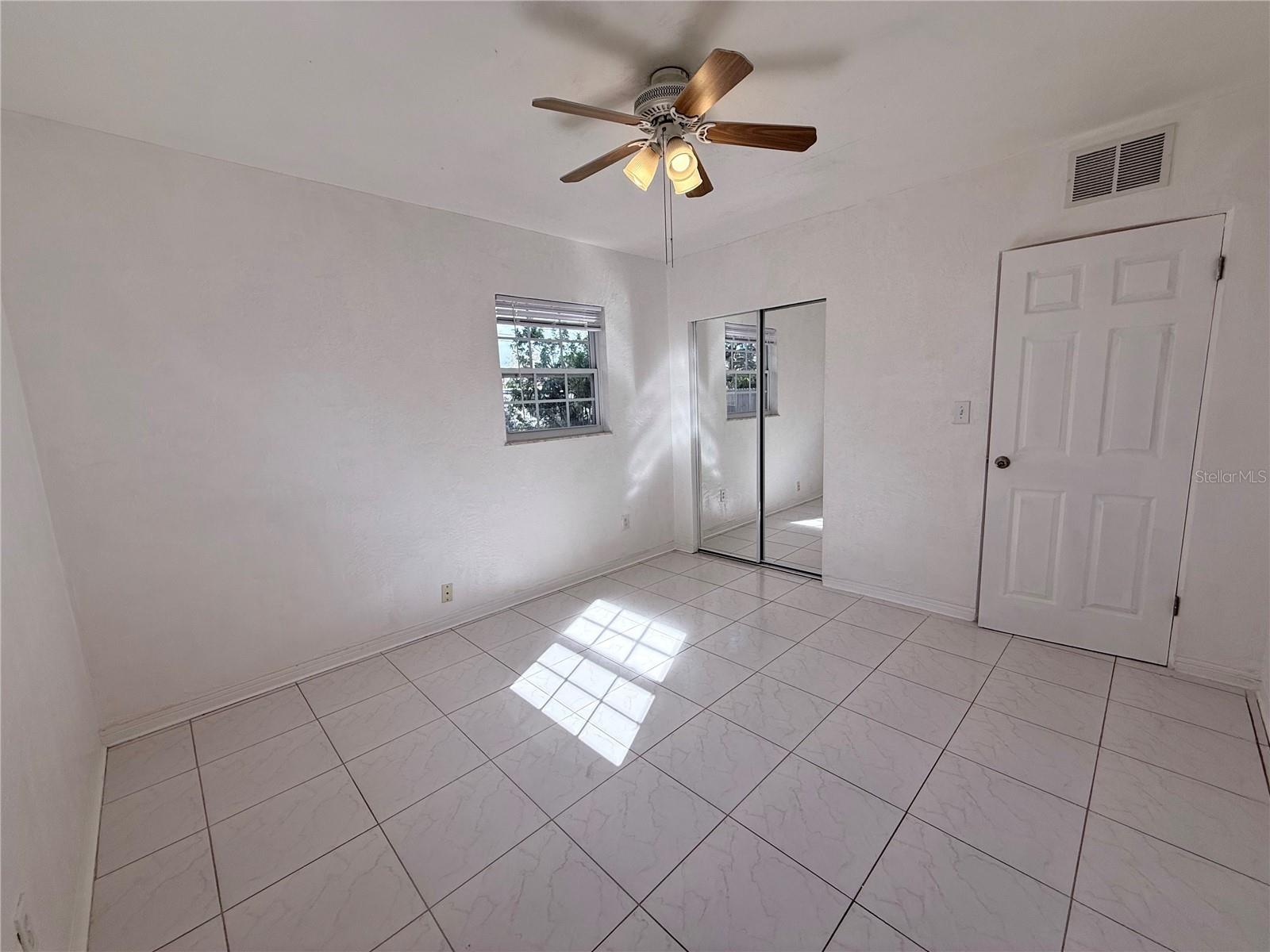 859 72ND AVE N, ST PETERSBURG, FL, 33702