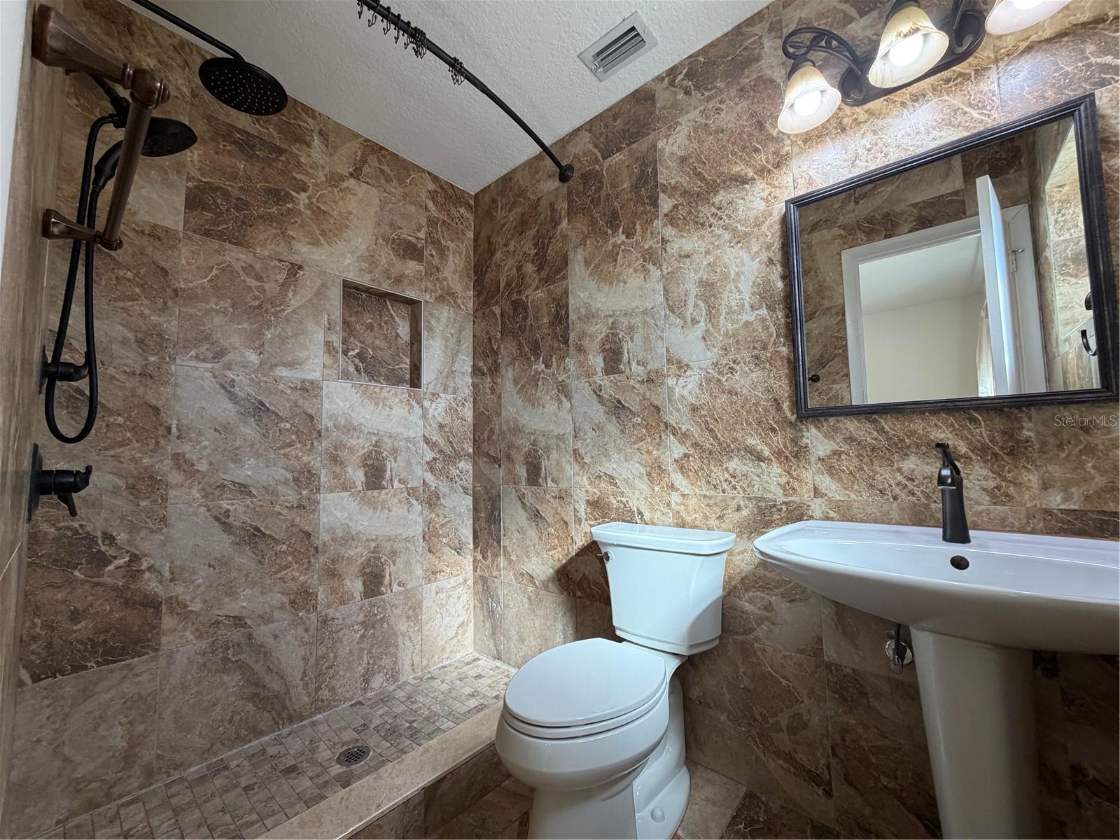 3230 W SAINT CONRAD ST, TAMPA, FL, 33607