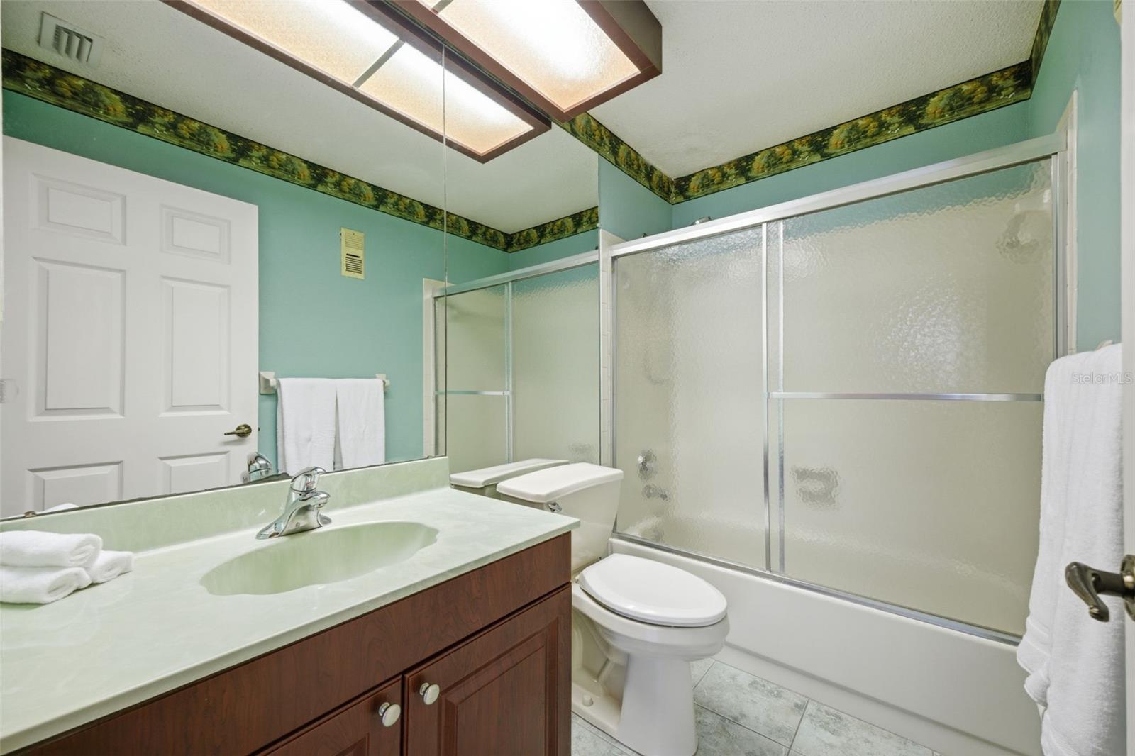8140 TERRACE GARDEN DR N #102, ST PETERSBURG, FL, 33709