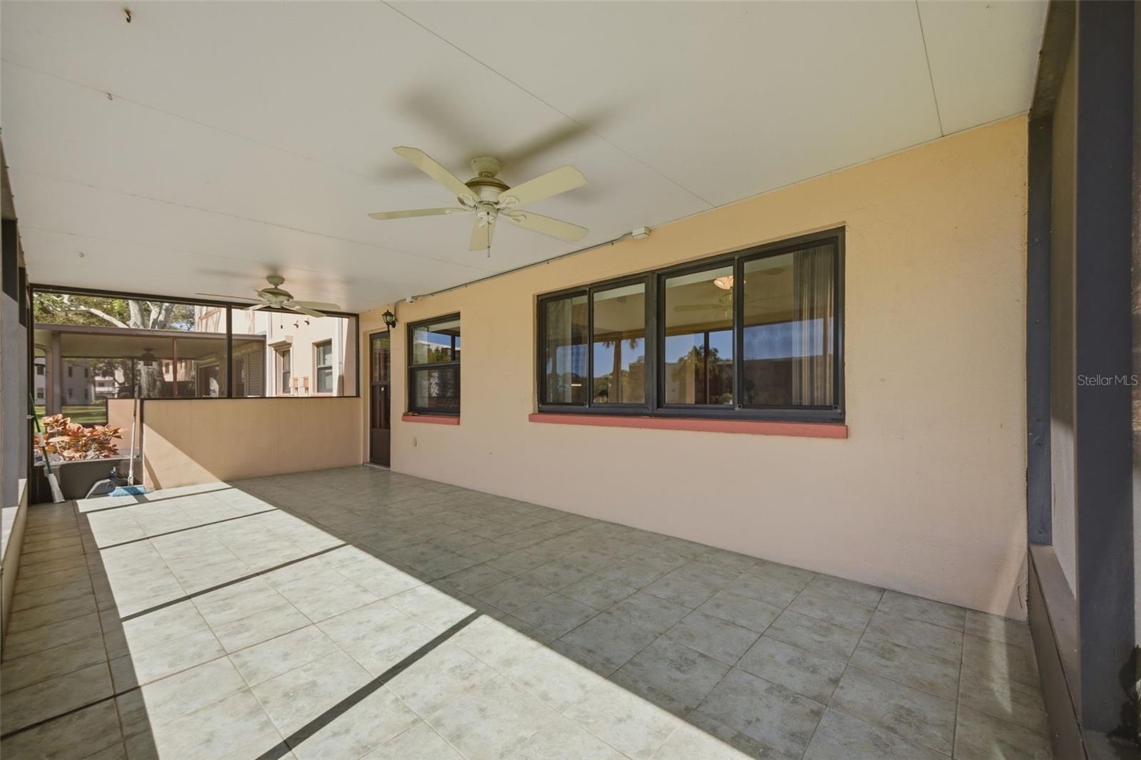 8140 TERRACE GARDEN DR N #102, ST PETERSBURG, FL, 33709