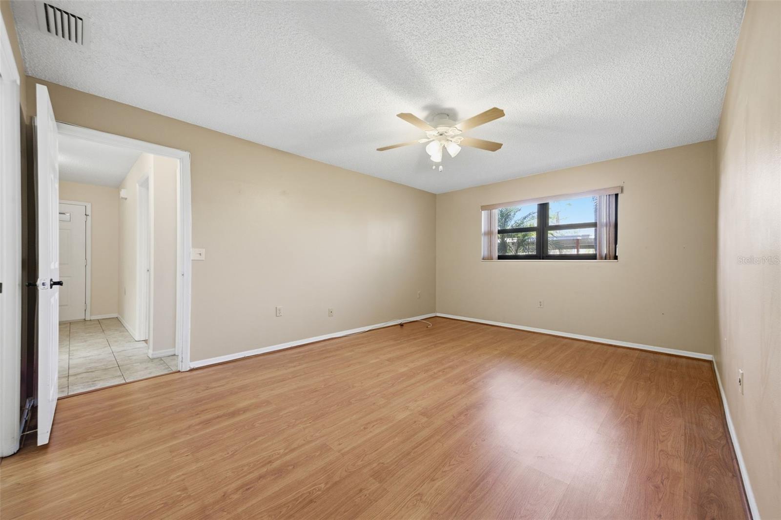 8140 TERRACE GARDEN DR N #102, ST PETERSBURG, FL, 33709