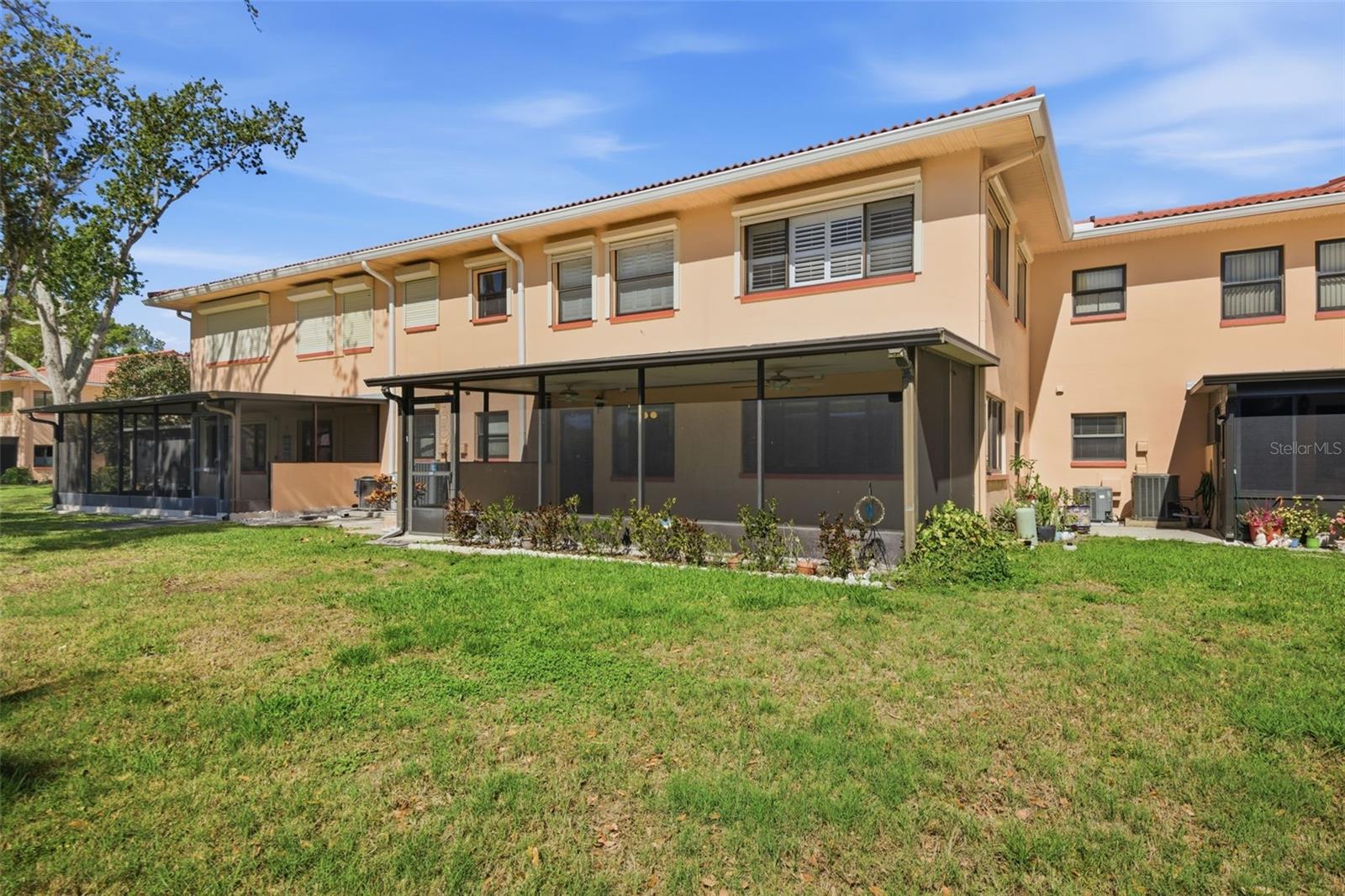 8140 TERRACE GARDEN DR N #102, ST PETERSBURG, FL, 33709