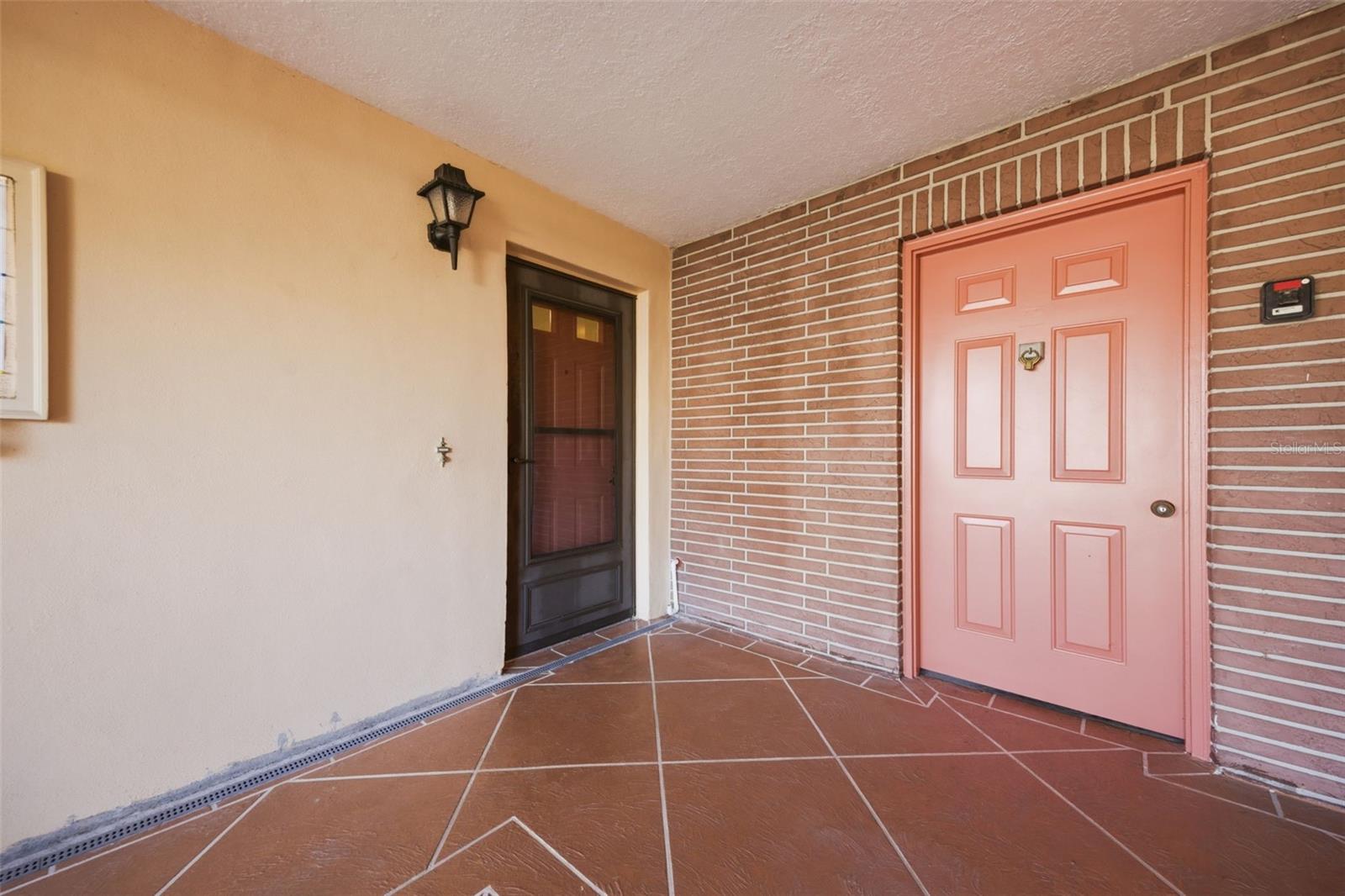 8140 TERRACE GARDEN DR N #102, ST PETERSBURG, FL, 33709