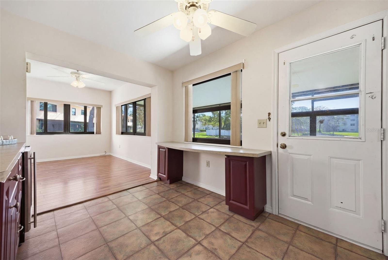 8140 TERRACE GARDEN DR N #102, ST PETERSBURG, FL, 33709