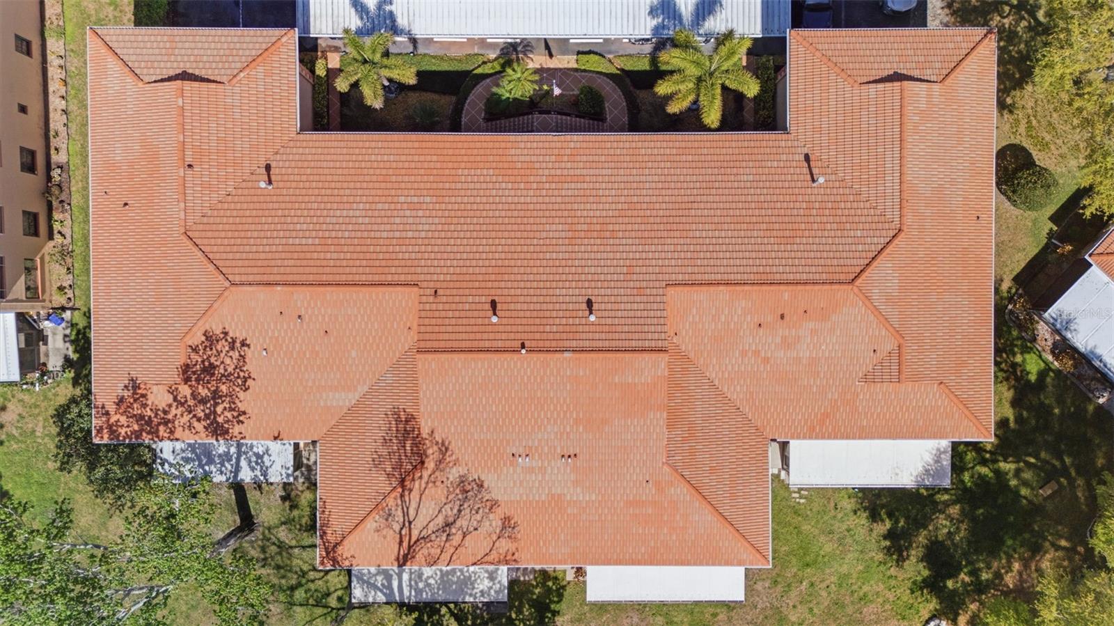 8140 TERRACE GARDEN DR N #102, ST PETERSBURG, FL, 33709
