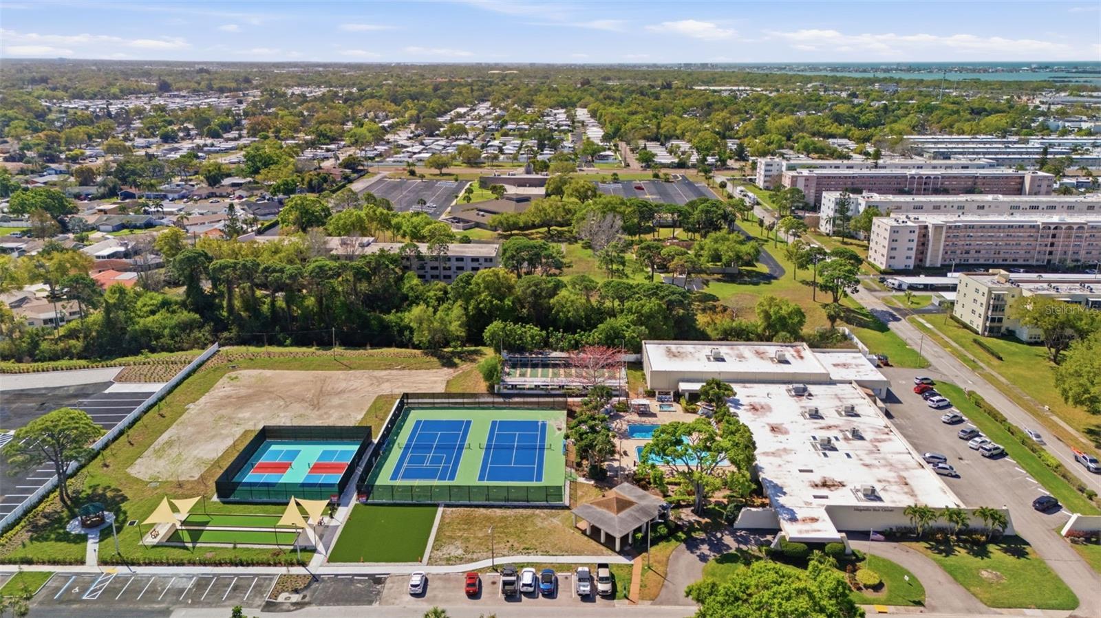 8140 TERRACE GARDEN DR N #102, ST PETERSBURG, FL, 33709