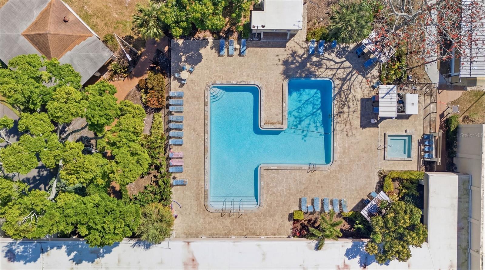 8140 TERRACE GARDEN DR N #102, ST PETERSBURG, FL, 33709