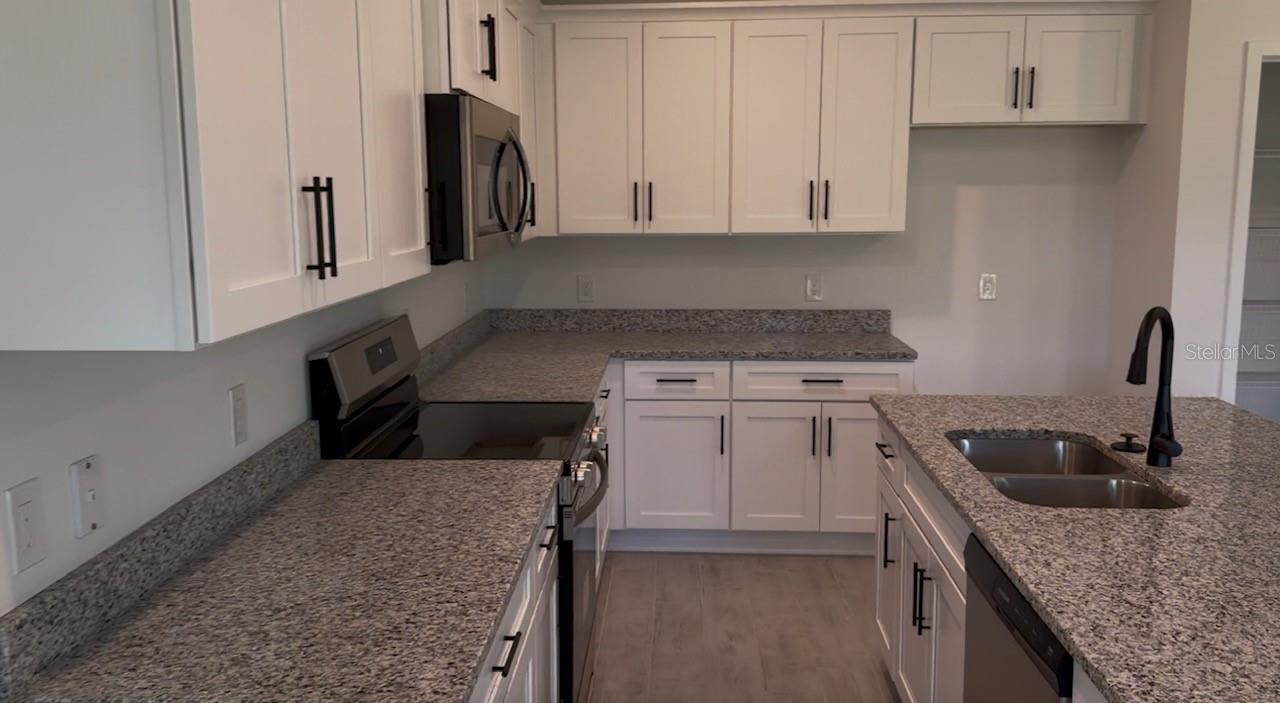 12152 DUBARRY AVE, PORT CHARLOTTE, FL, 33981