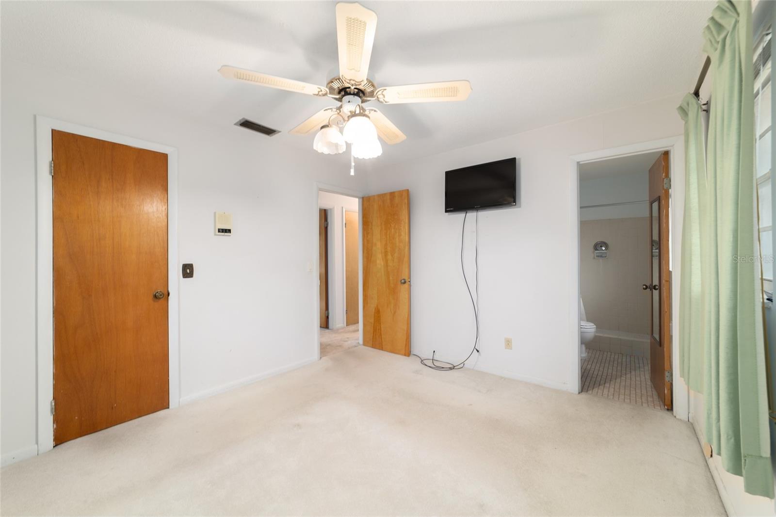 10496 SE SUNSET HARBOR RD, SUMMERFIELD, FL, 34491