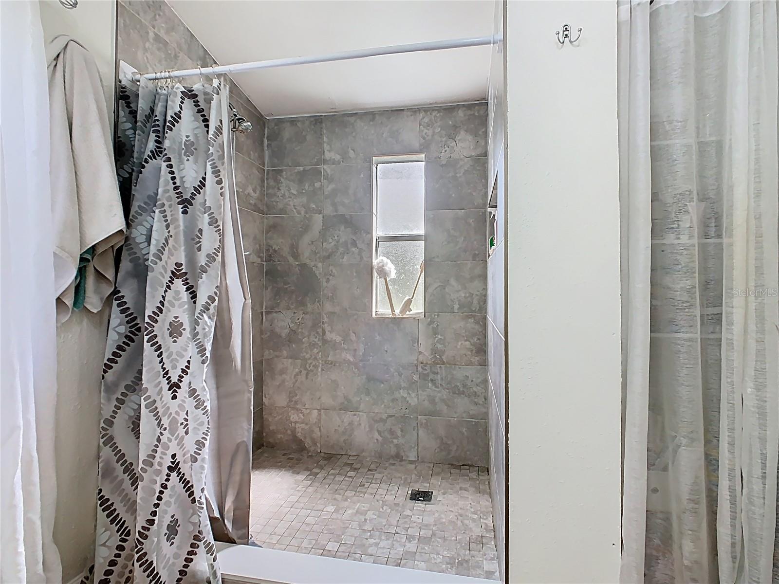 5165 APOLLO AVE, ST CLOUD, FL, 34773