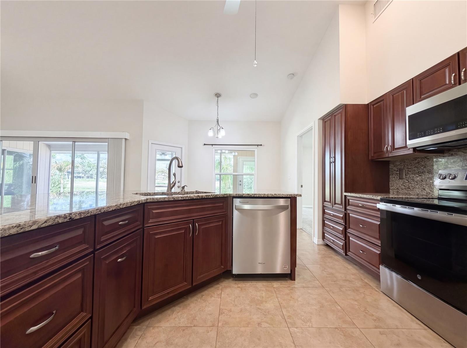 3339 SHEFFIELD CIR, SARASOTA, FL, 34239