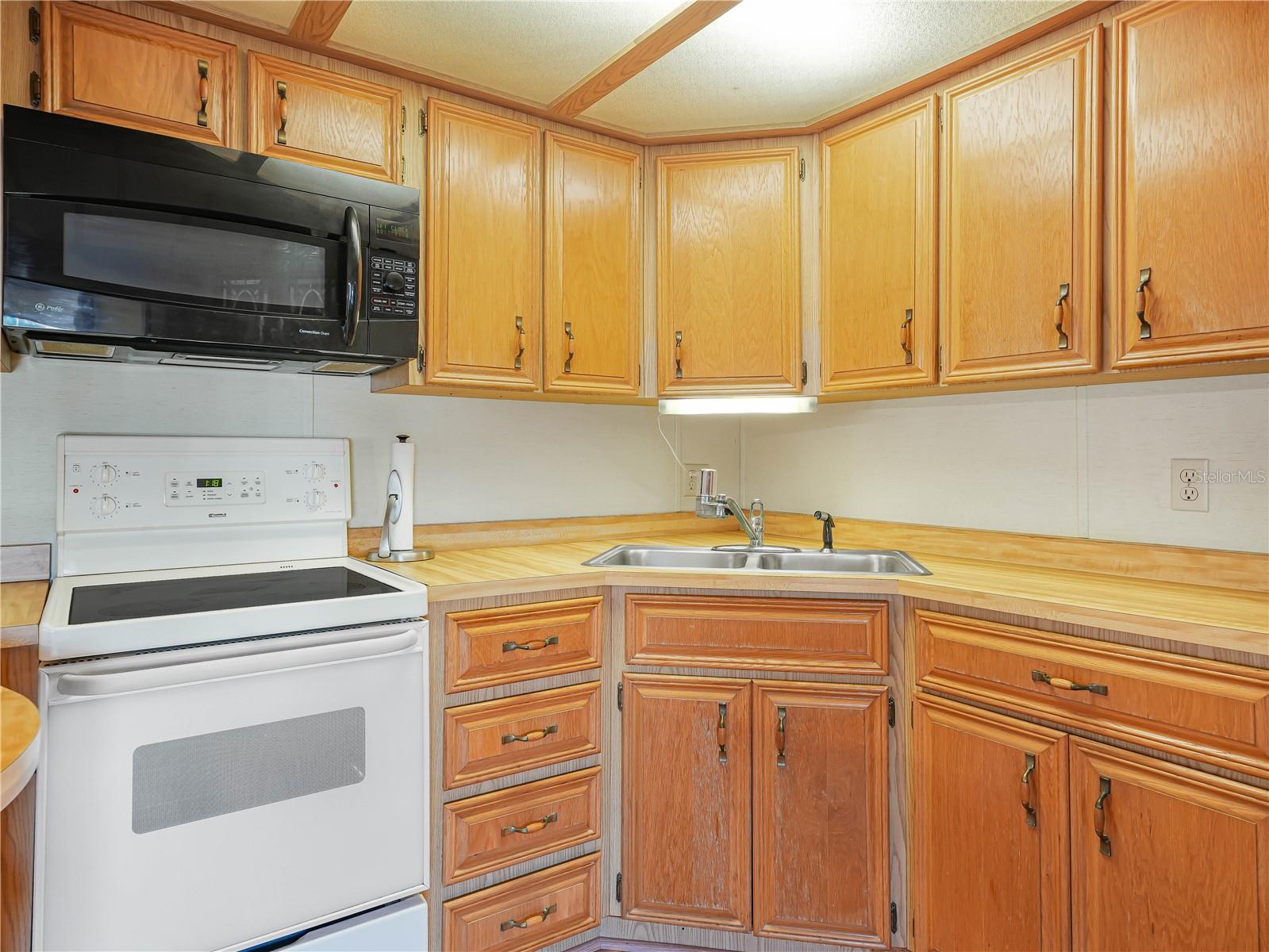 27 SADDLEBAG TRL S, LAKE WALES, FL, 33898