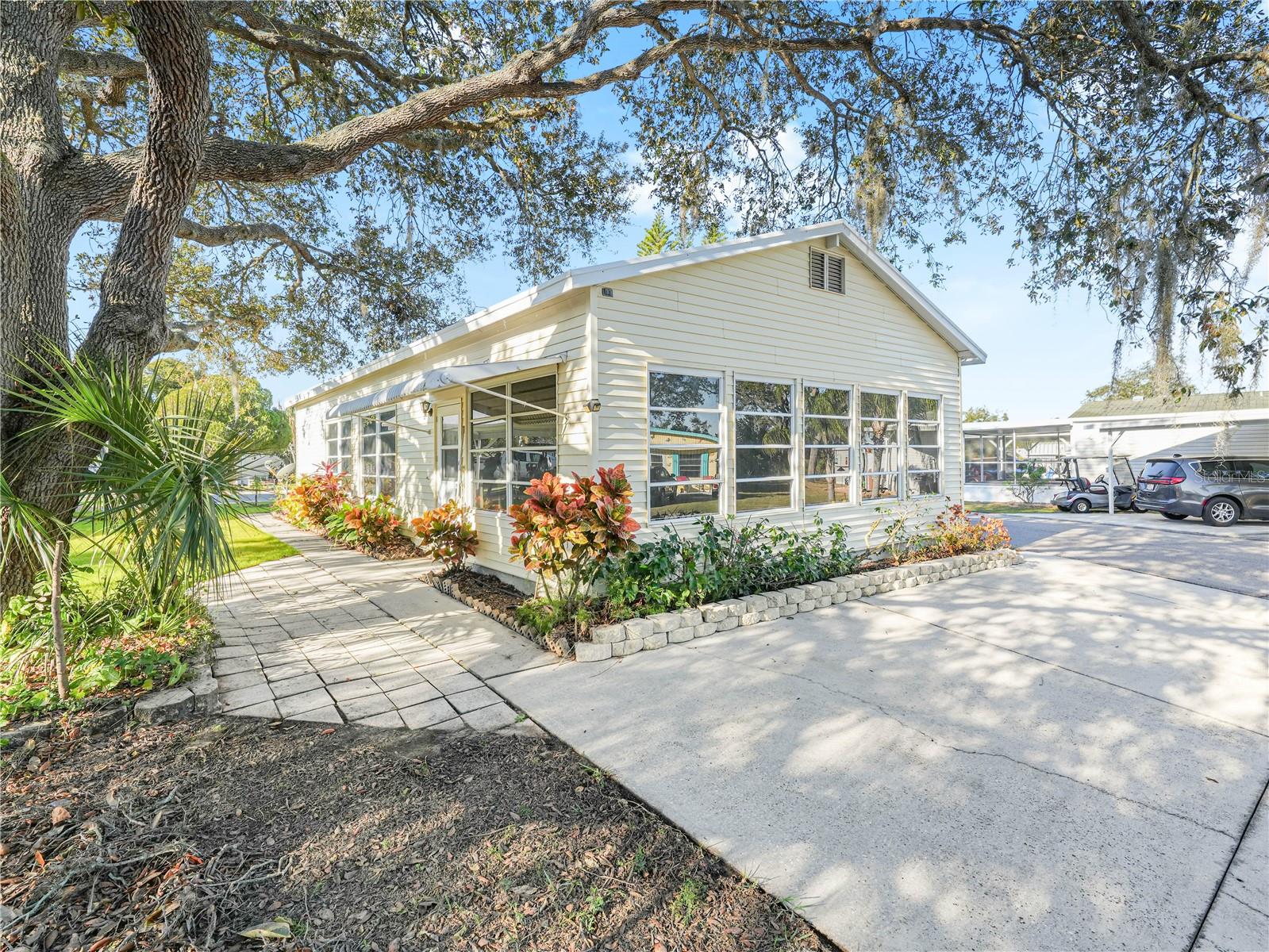 27 SADDLEBAG TRL S, LAKE WALES, FL, 33898