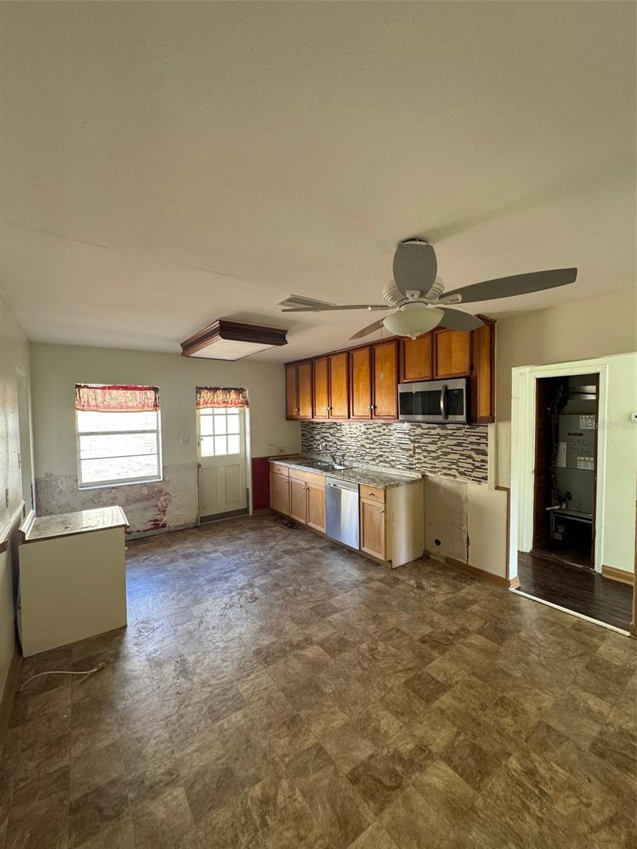 312 LIME AVE, LAKE WALES, FL, 33853