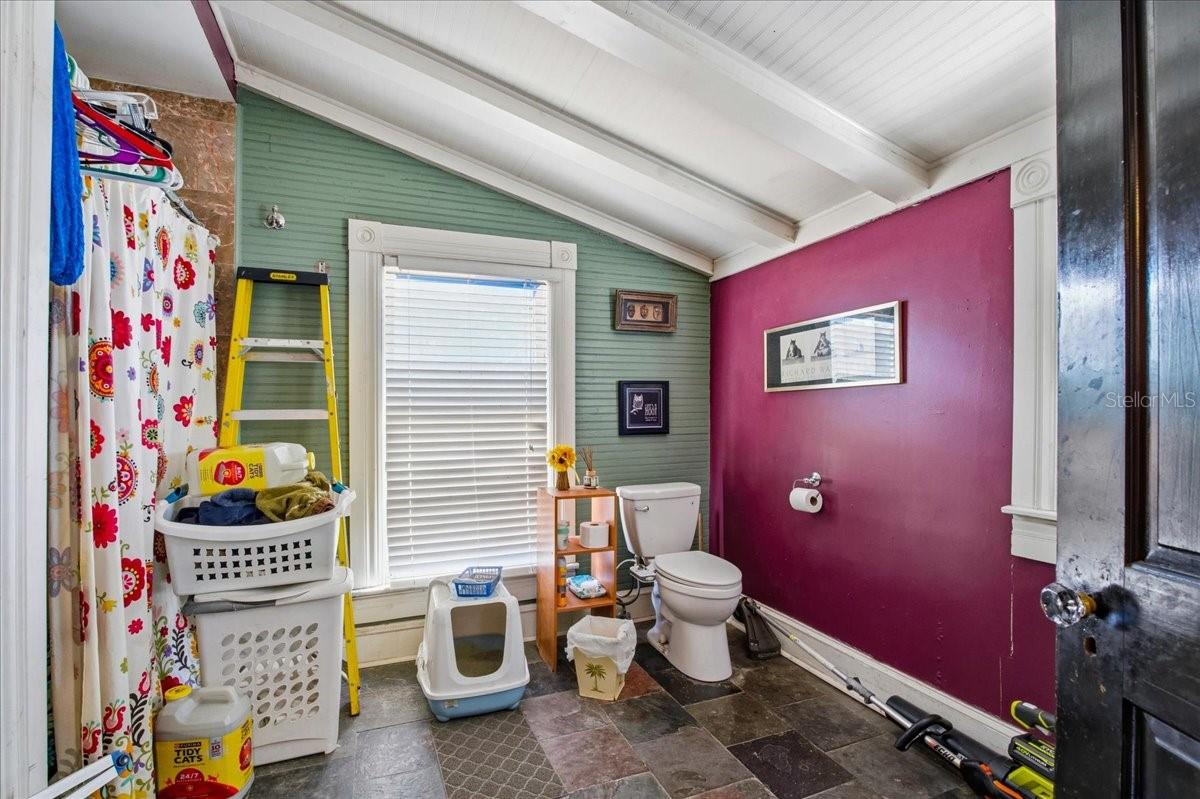 919 E 26TH AVE, TAMPA, FL, 33605