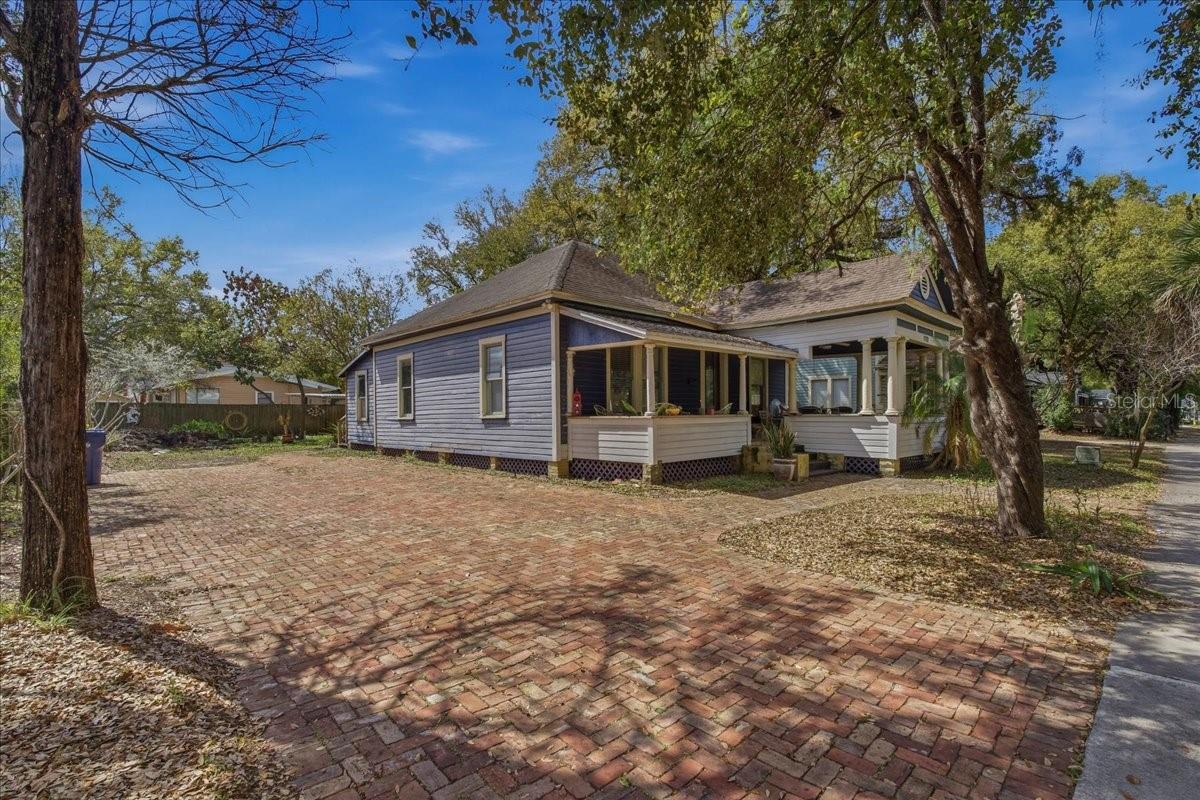 919 E 26TH AVE, TAMPA, FL, 33605