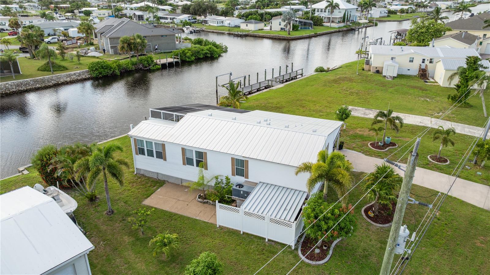 4200 ALMAR DR, PUNTA GORDA, FL, 33950