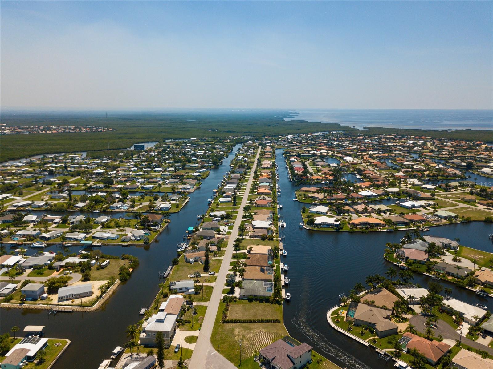 4200 ALMAR DR, PUNTA GORDA, FL, 33950