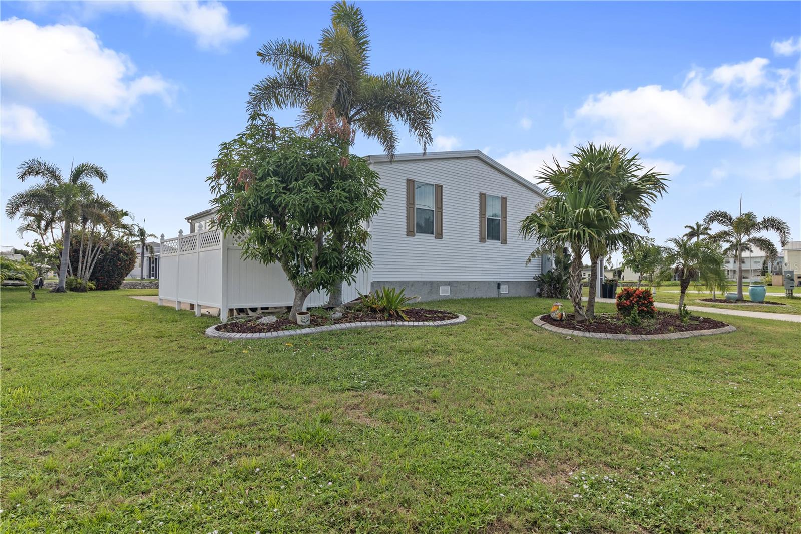 4200 ALMAR DR, PUNTA GORDA, FL, 33950