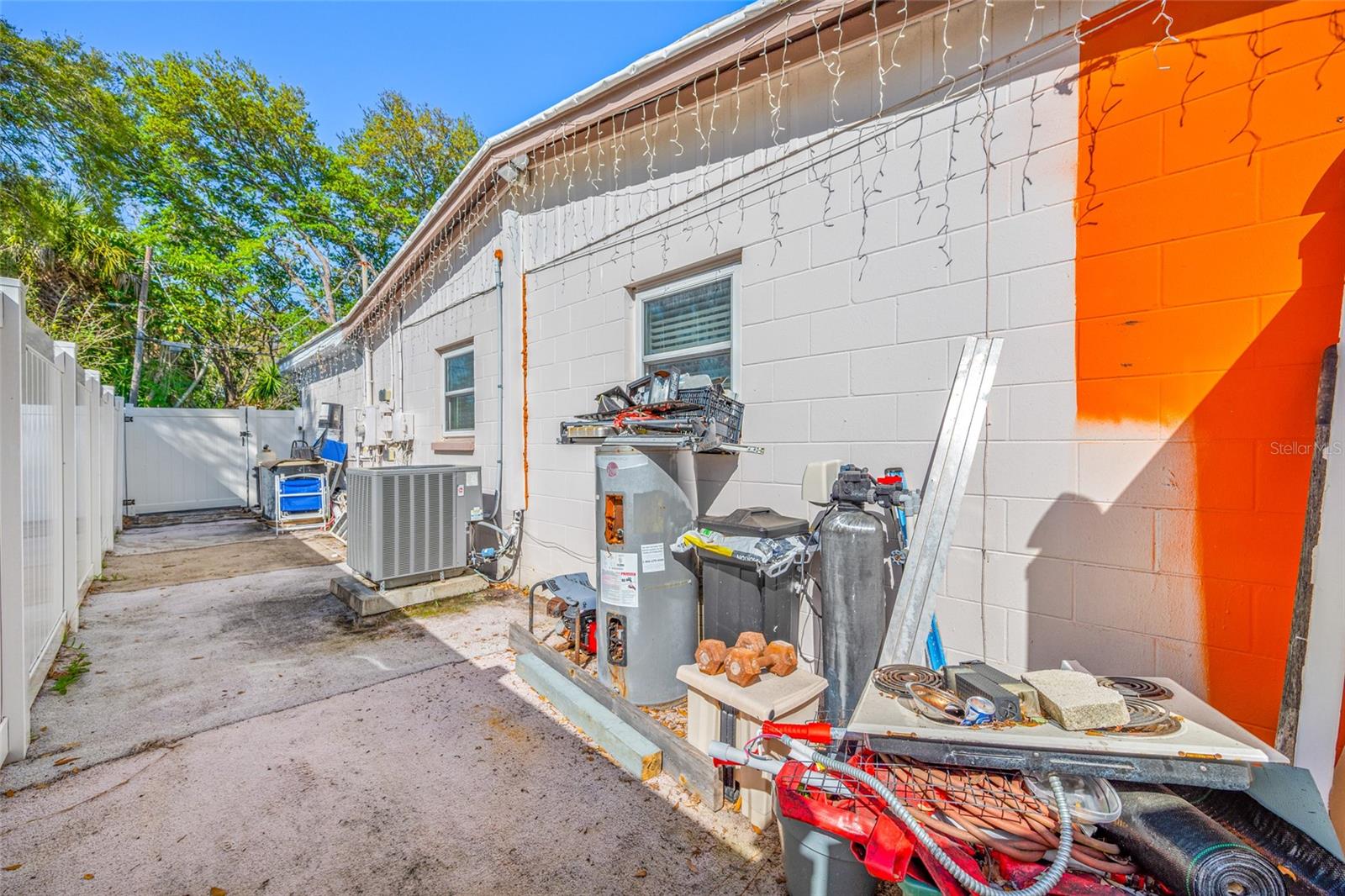 7607 W HANNA AVE, TAMPA, FL, 33615