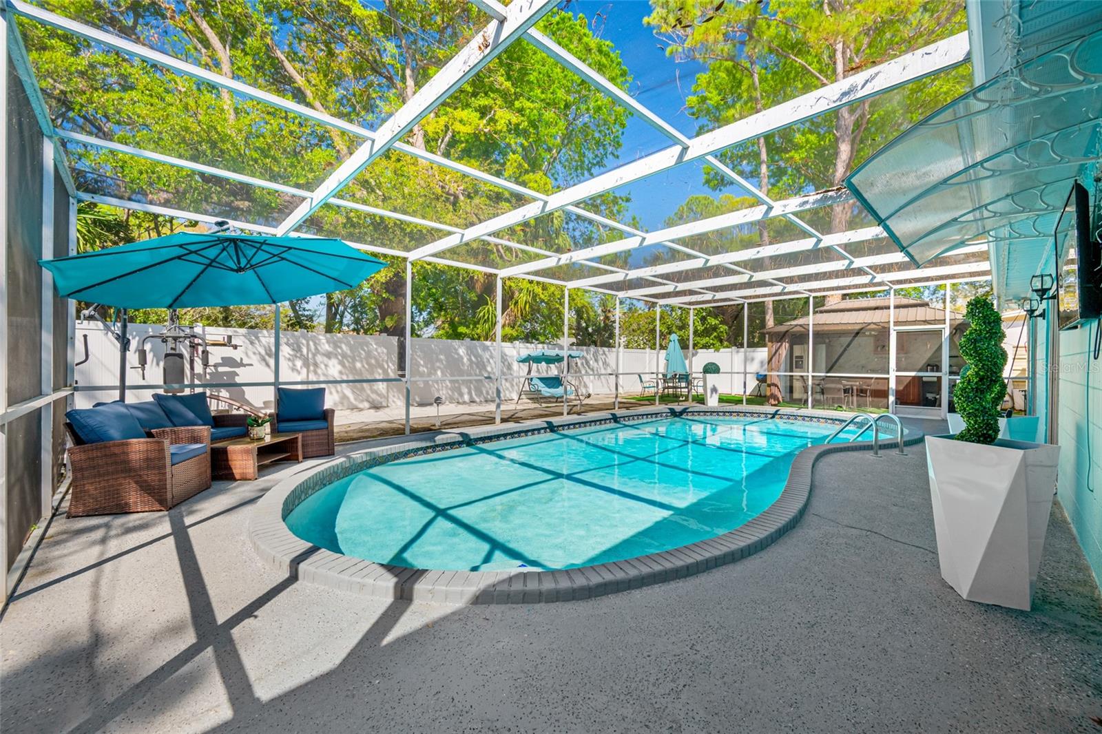 7607 W HANNA AVE, TAMPA, FL, 33615