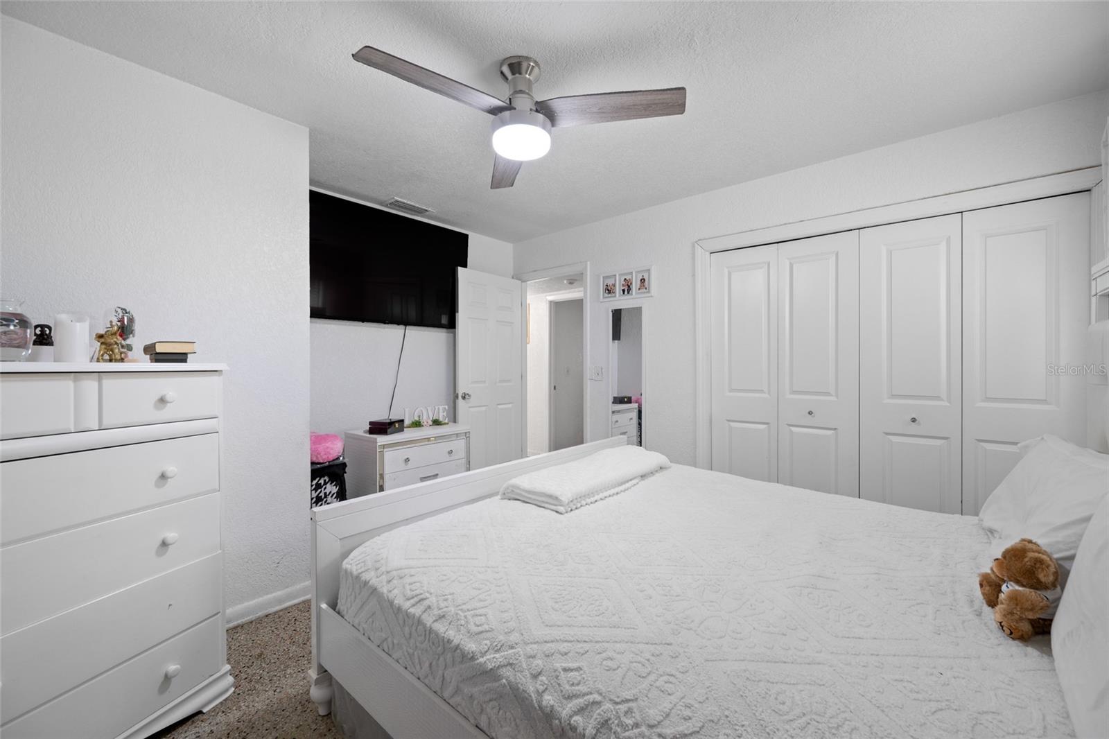 7607 W HANNA AVE, TAMPA, FL, 33615
