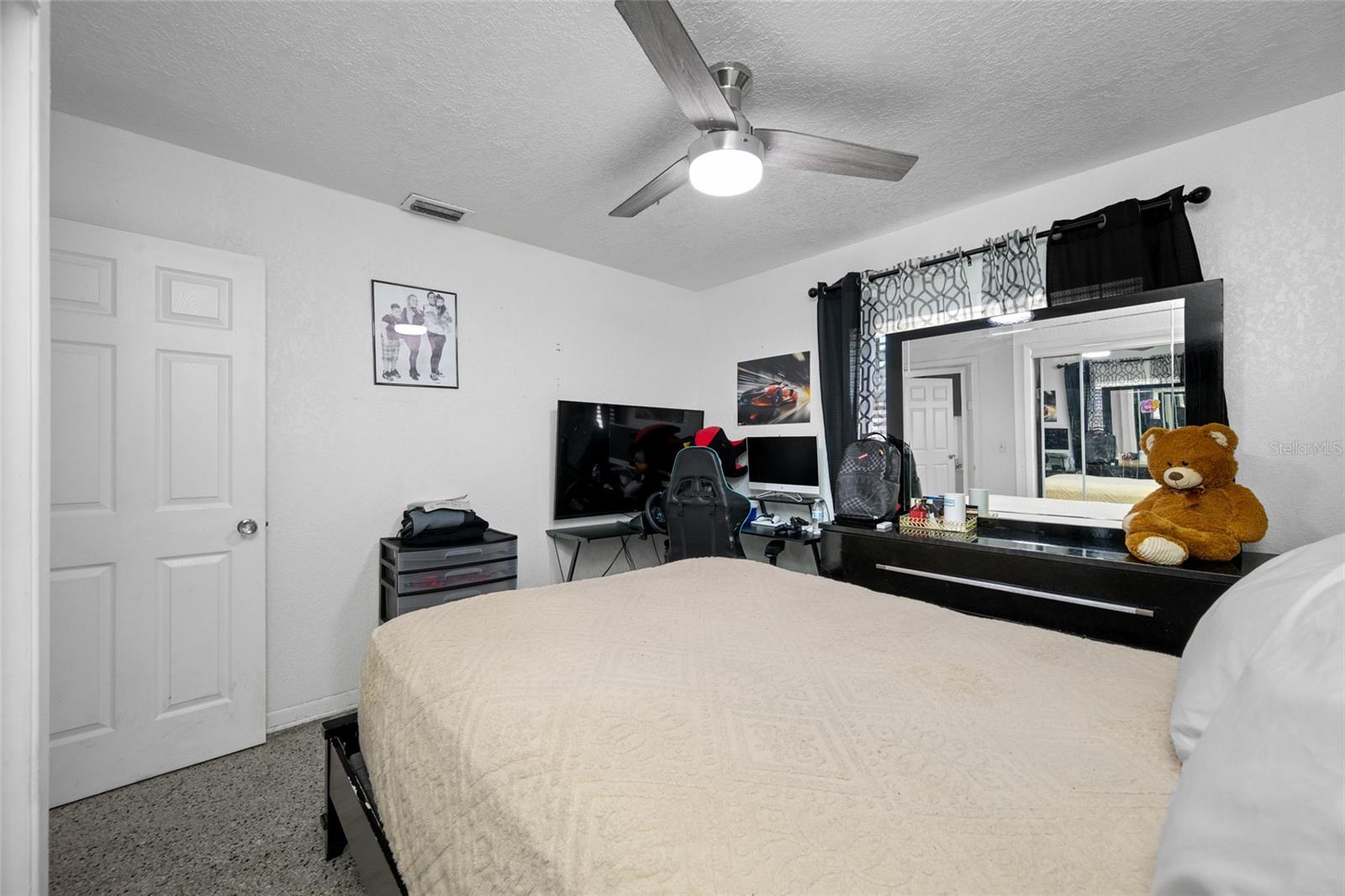 7607 W HANNA AVE, TAMPA, FL, 33615
