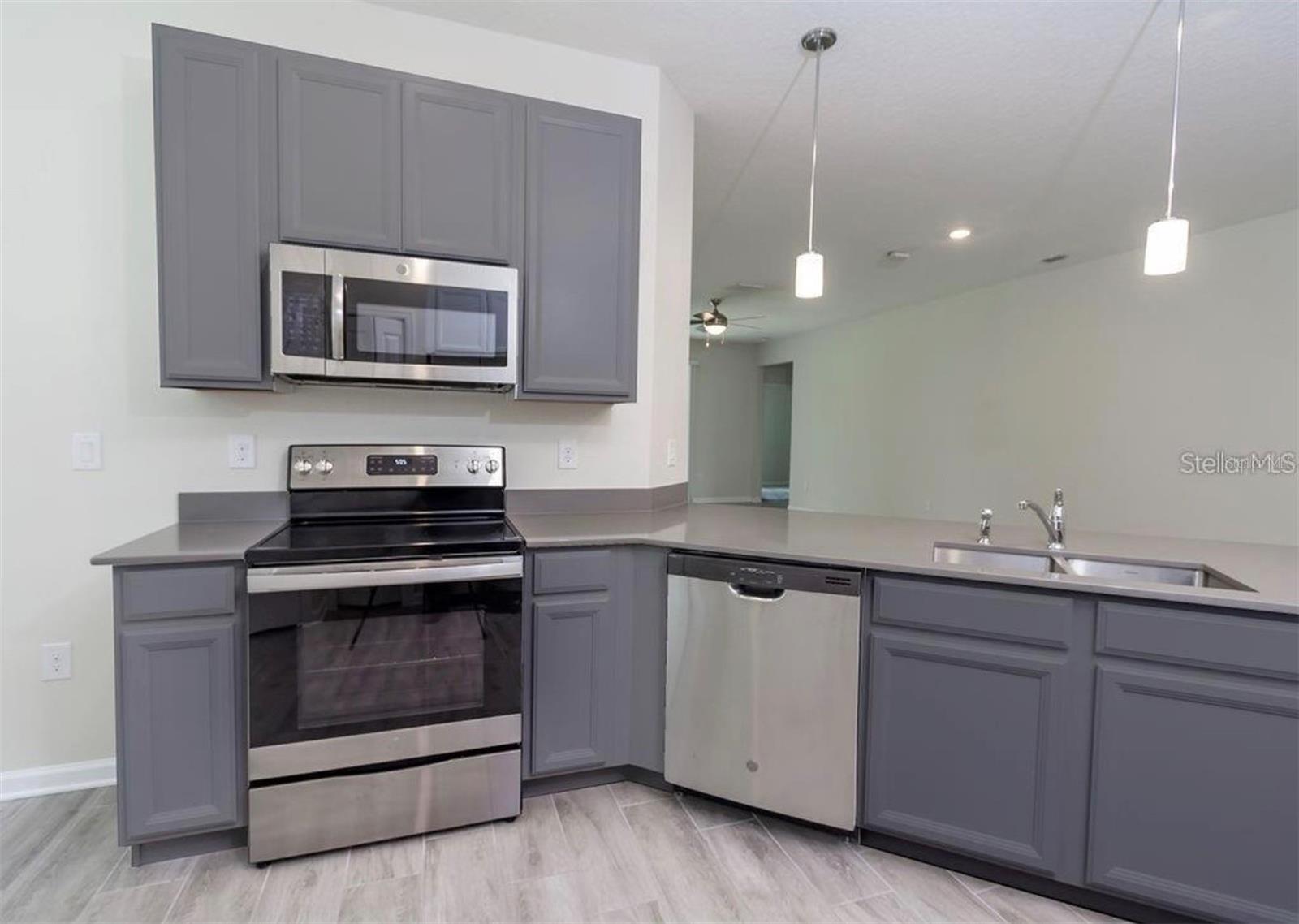 16451 GLASSY LOCH LOOP, CLERMONT, FL, 34714