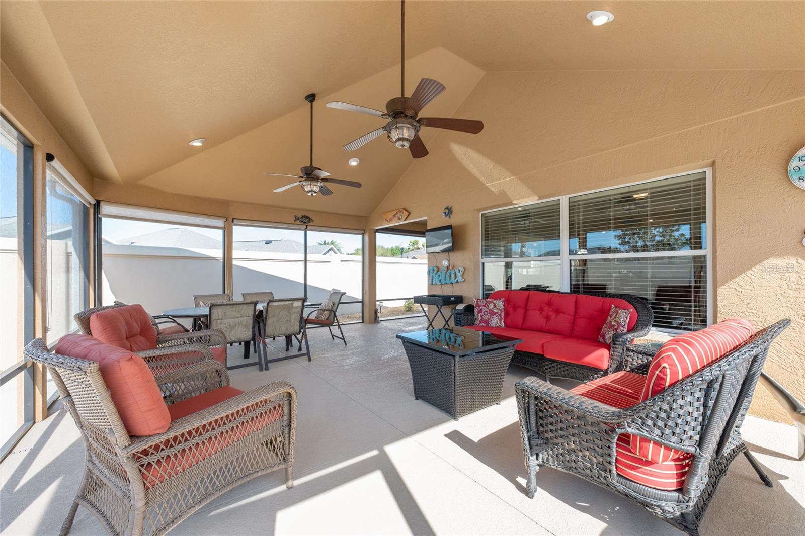 632 ARTEAGA WAY, THE VILLAGES, FL, 32162