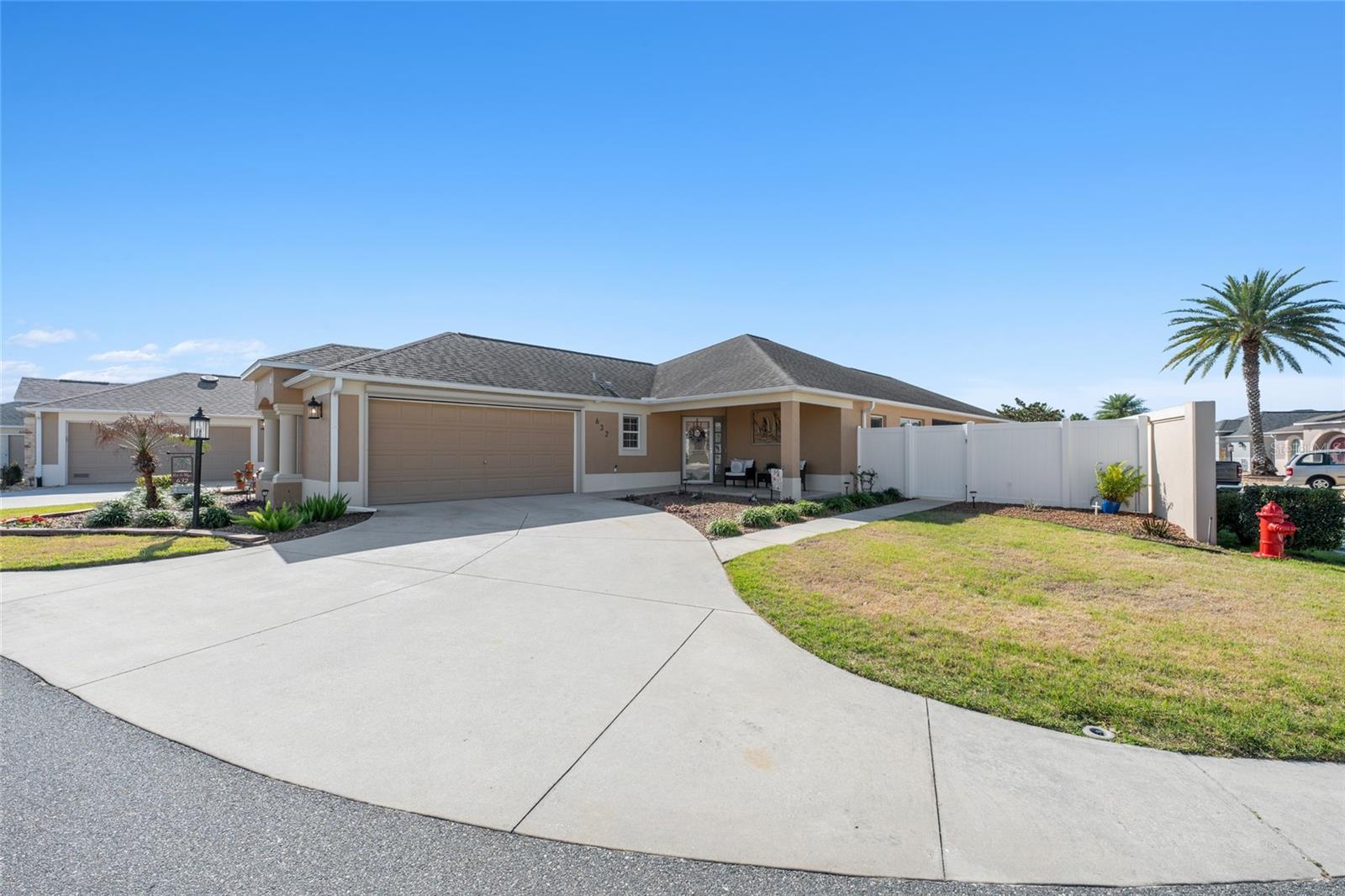 632 ARTEAGA WAY, THE VILLAGES, FL, 32162