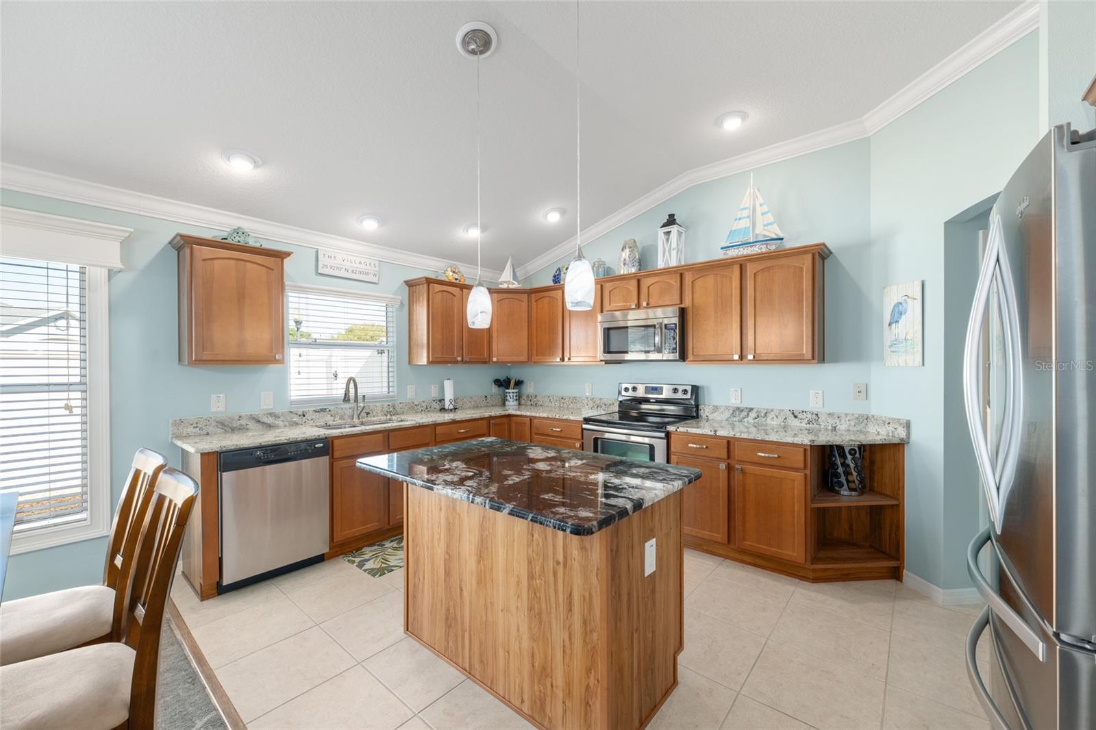 632 ARTEAGA WAY, THE VILLAGES, FL, 32162