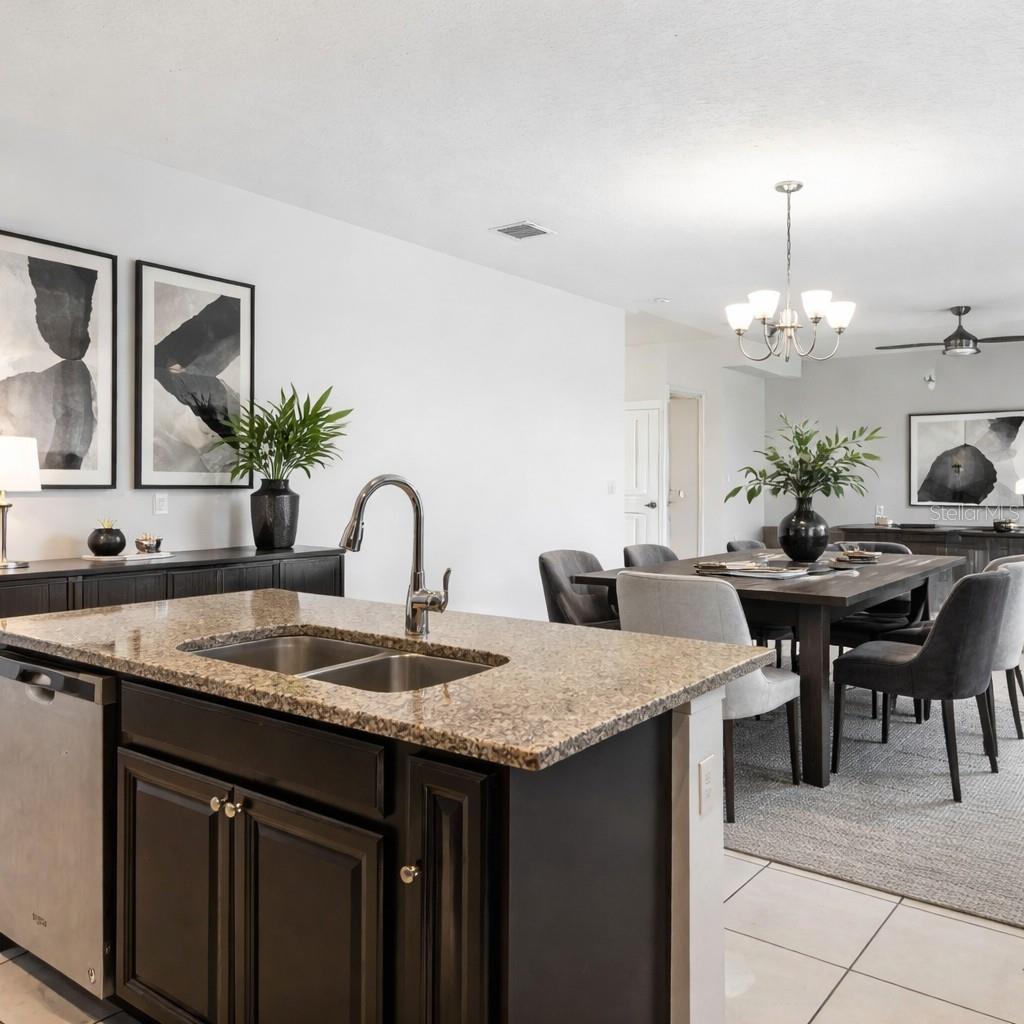 213 TRINITY RIDGE CIR, DAVENPORT, FL, 33897