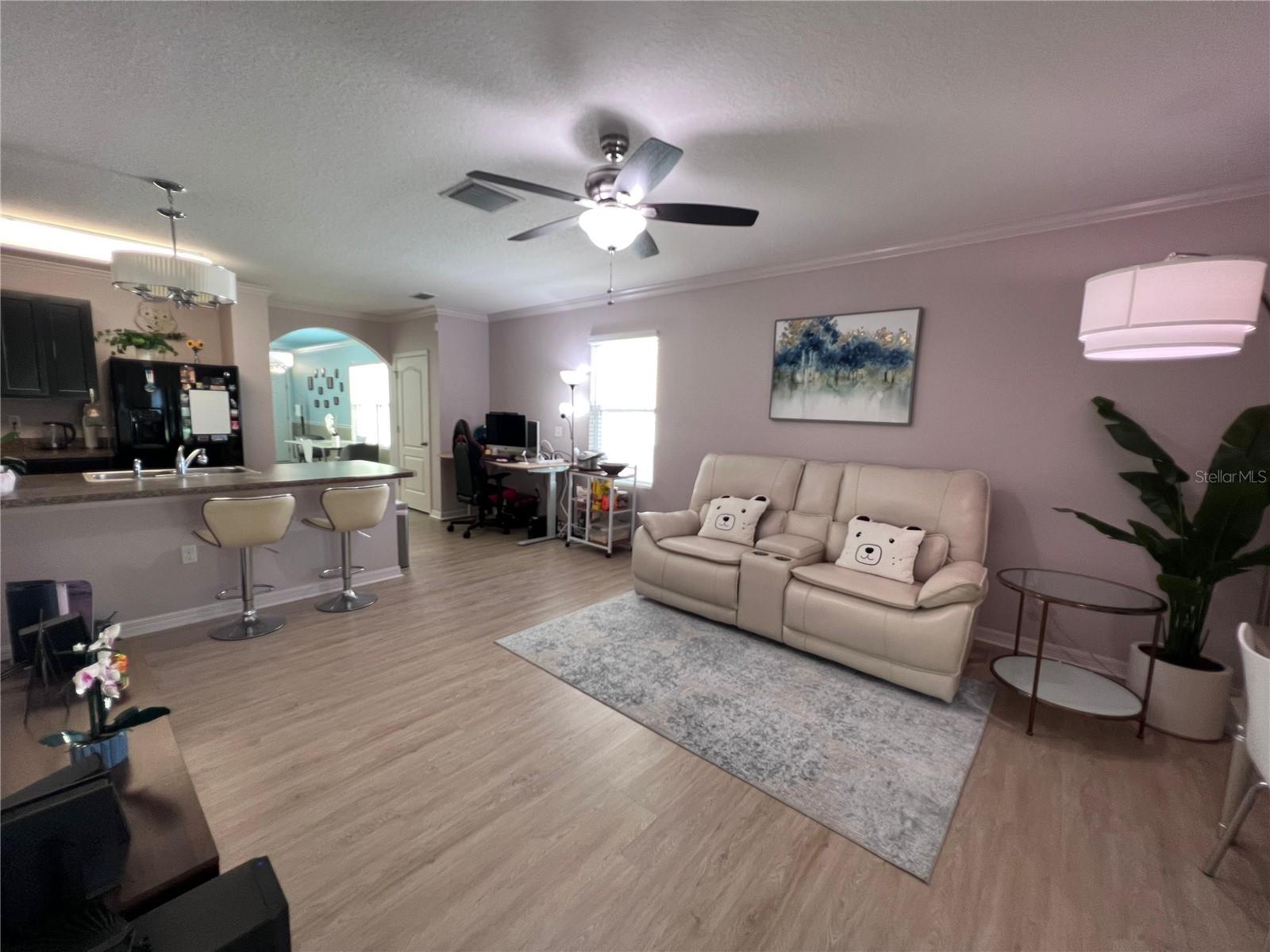 10120 HAWK STORM AVE, TAMPA, FL, 33610