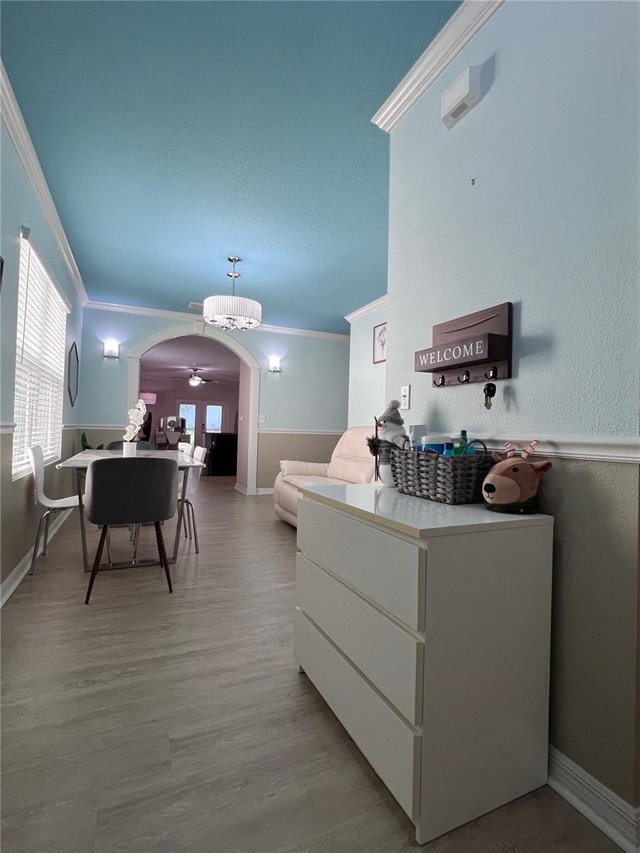 10120 HAWK STORM AVE, TAMPA, FL, 33610