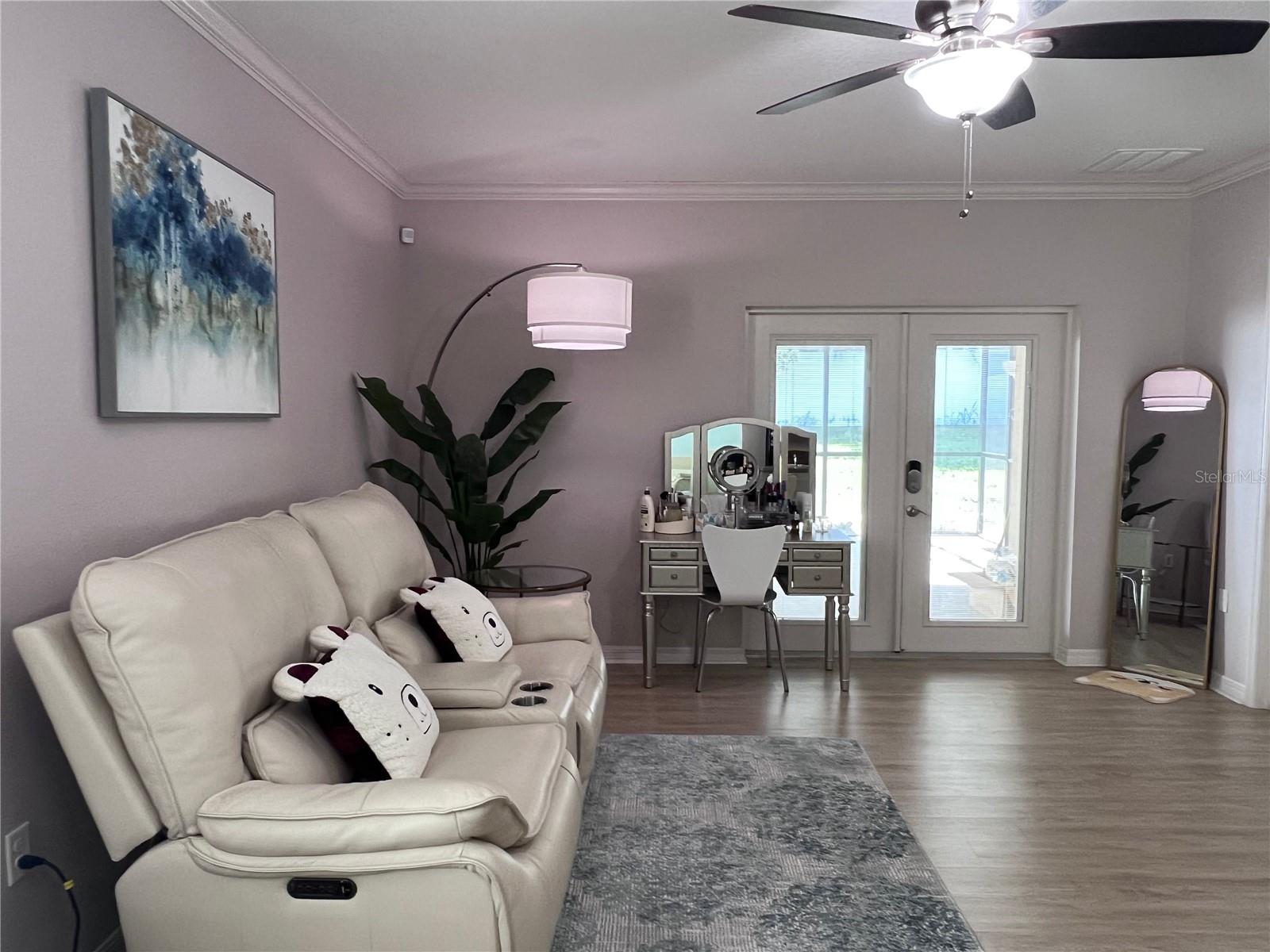 10120 HAWK STORM AVE, TAMPA, FL, 33610