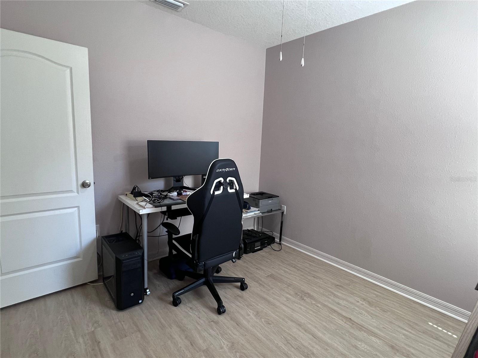 10120 HAWK STORM AVE, TAMPA, FL, 33610