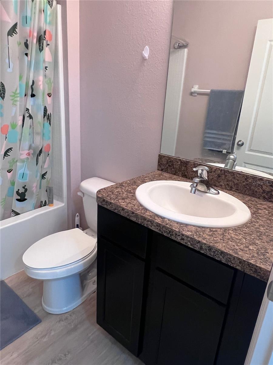 10120 HAWK STORM AVE, TAMPA, FL, 33610