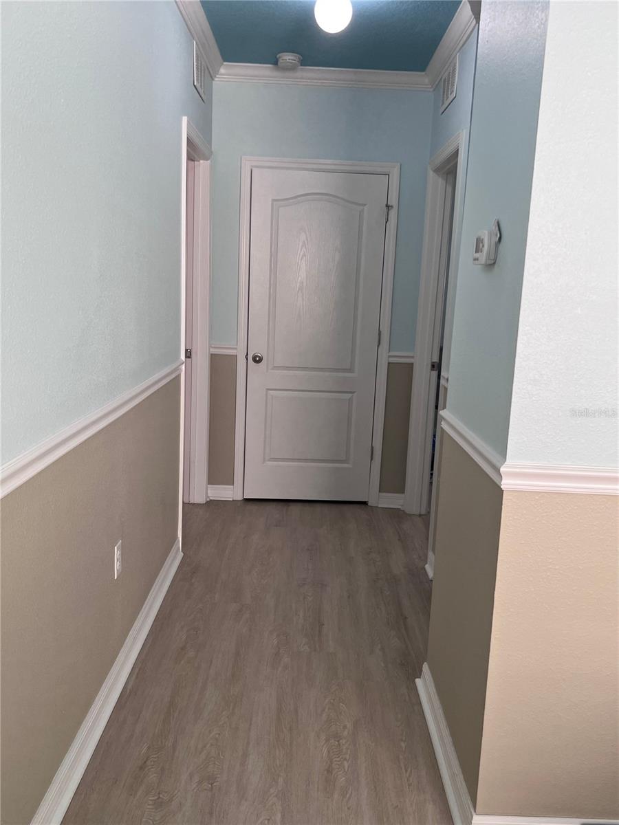 10120 HAWK STORM AVE, TAMPA, FL, 33610