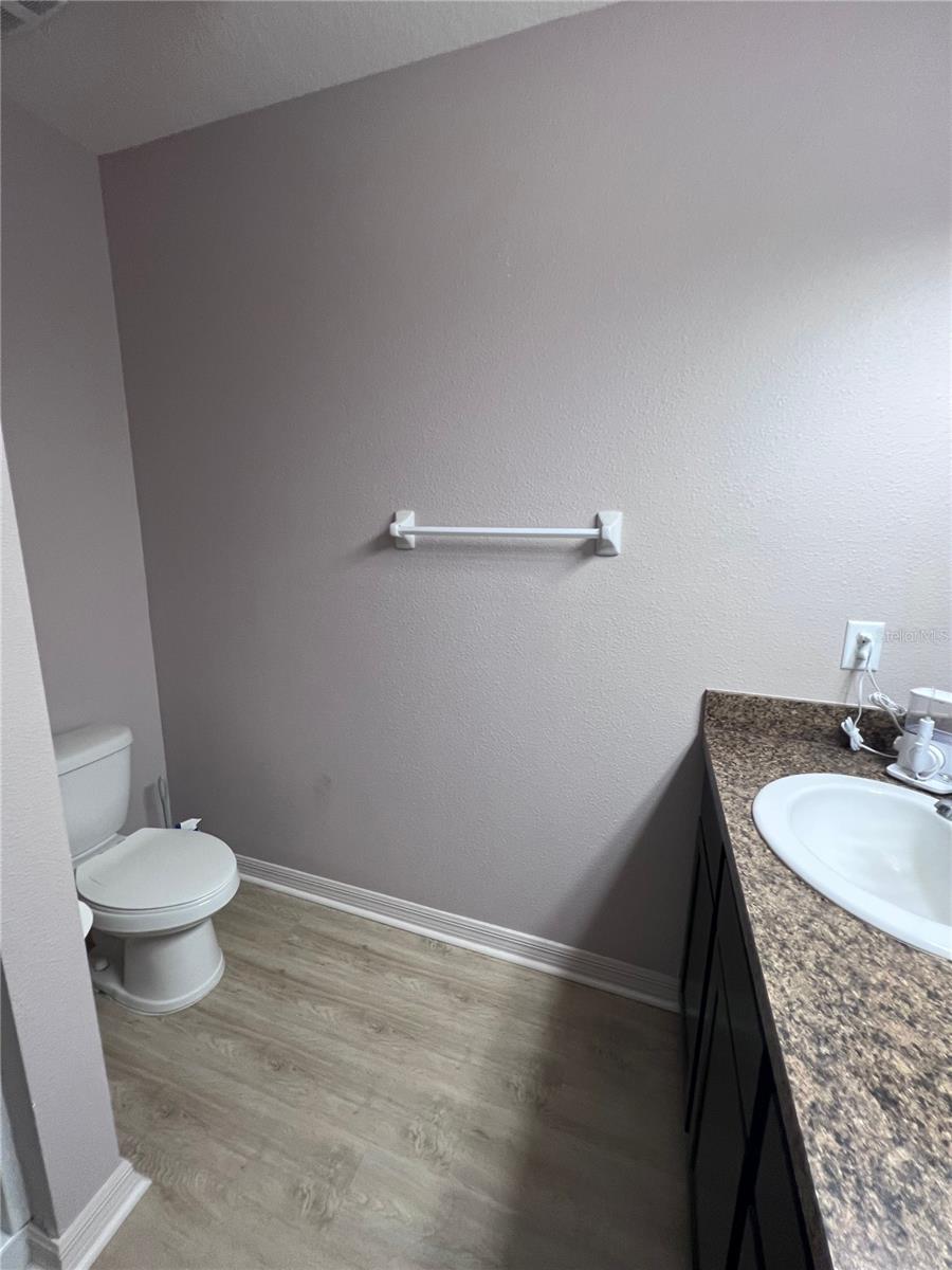 10120 HAWK STORM AVE, TAMPA, FL, 33610