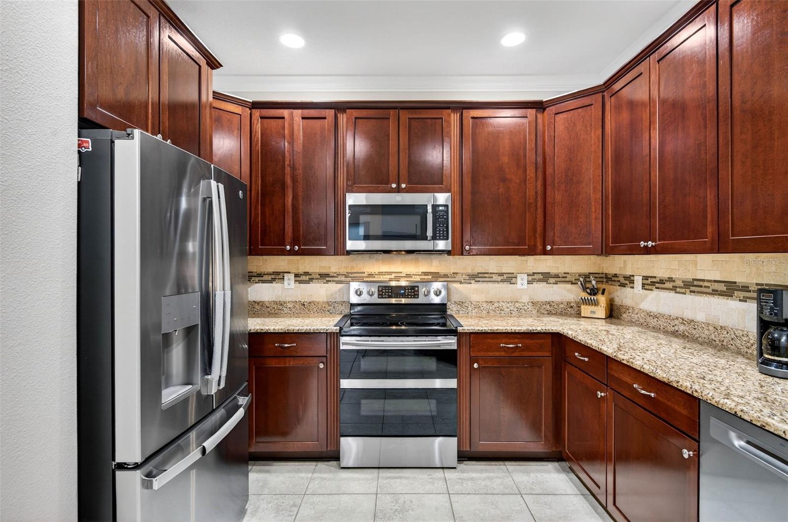 5658 SUNSET FALLS DR, APOLLO BEACH, FL, 33572