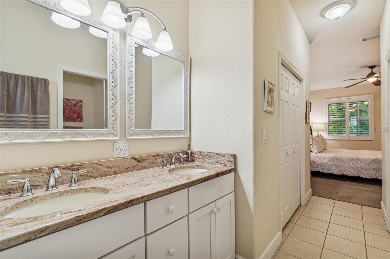 5351 NEIL DR, ST PETERSBURG, FL, 33714