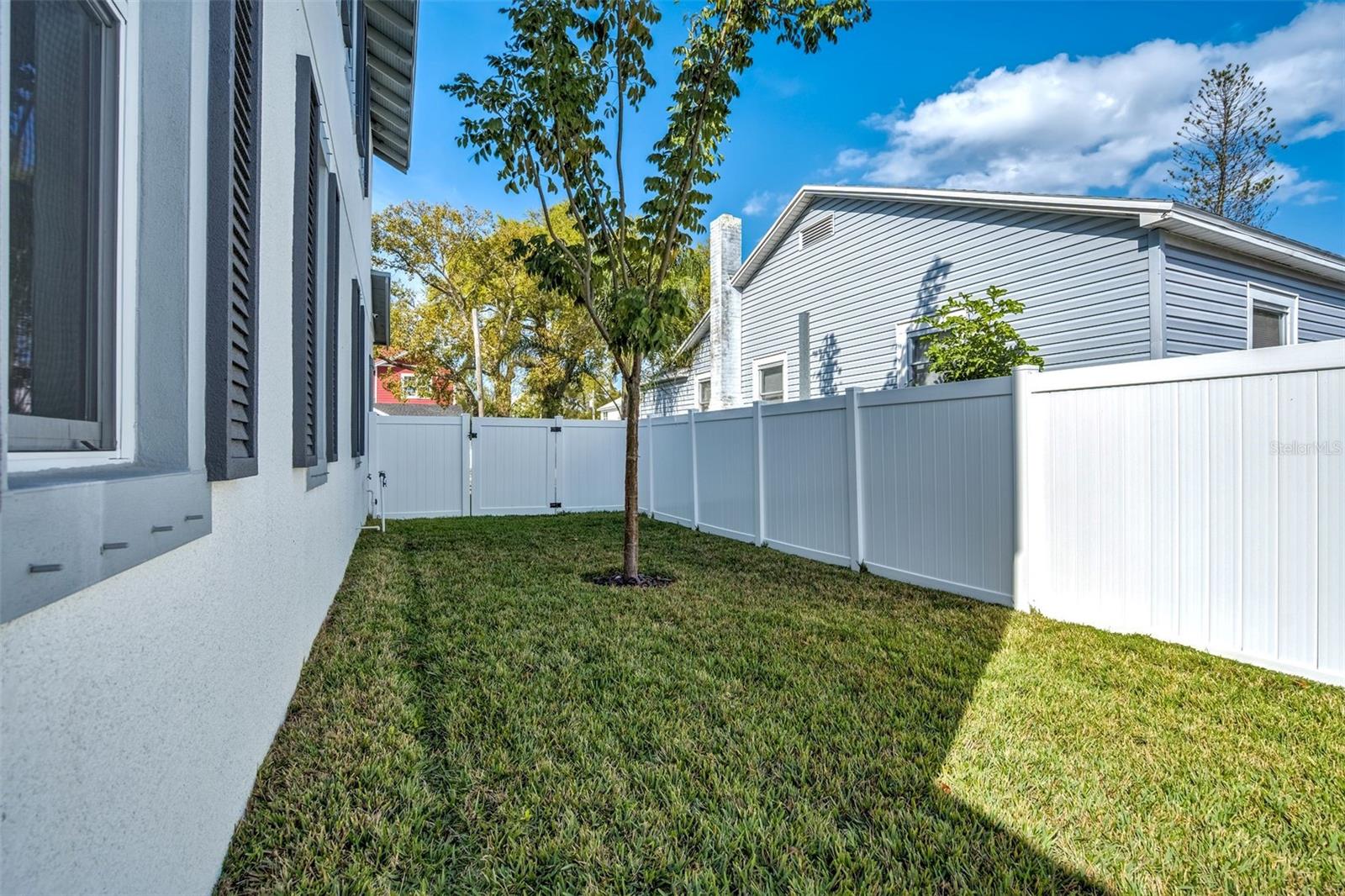 2716 13TH AVE N, ST PETERSBURG, FL, 33713