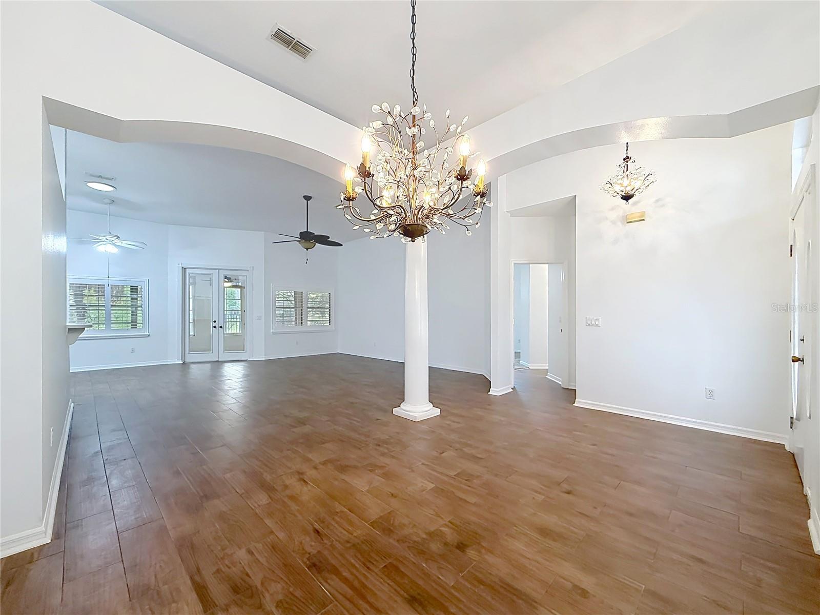 507 DOWLING CIR, LADY LAKE, FL, 32159