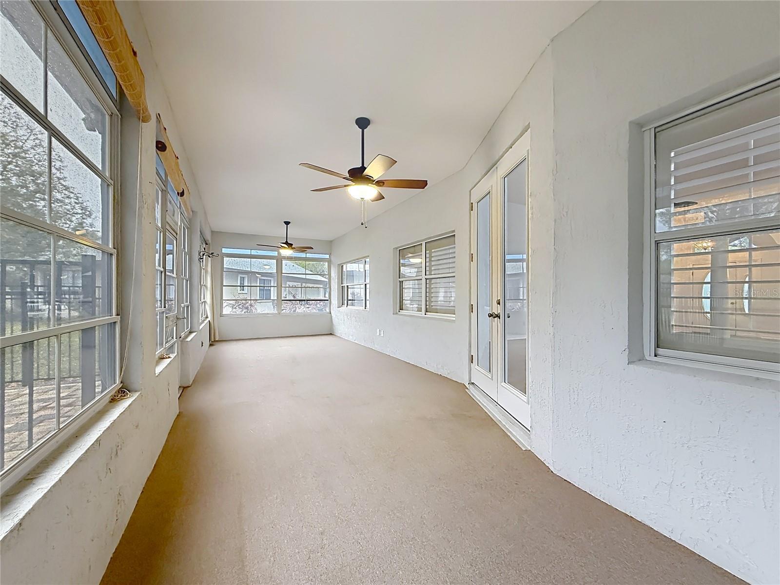 507 DOWLING CIR, LADY LAKE, FL, 32159