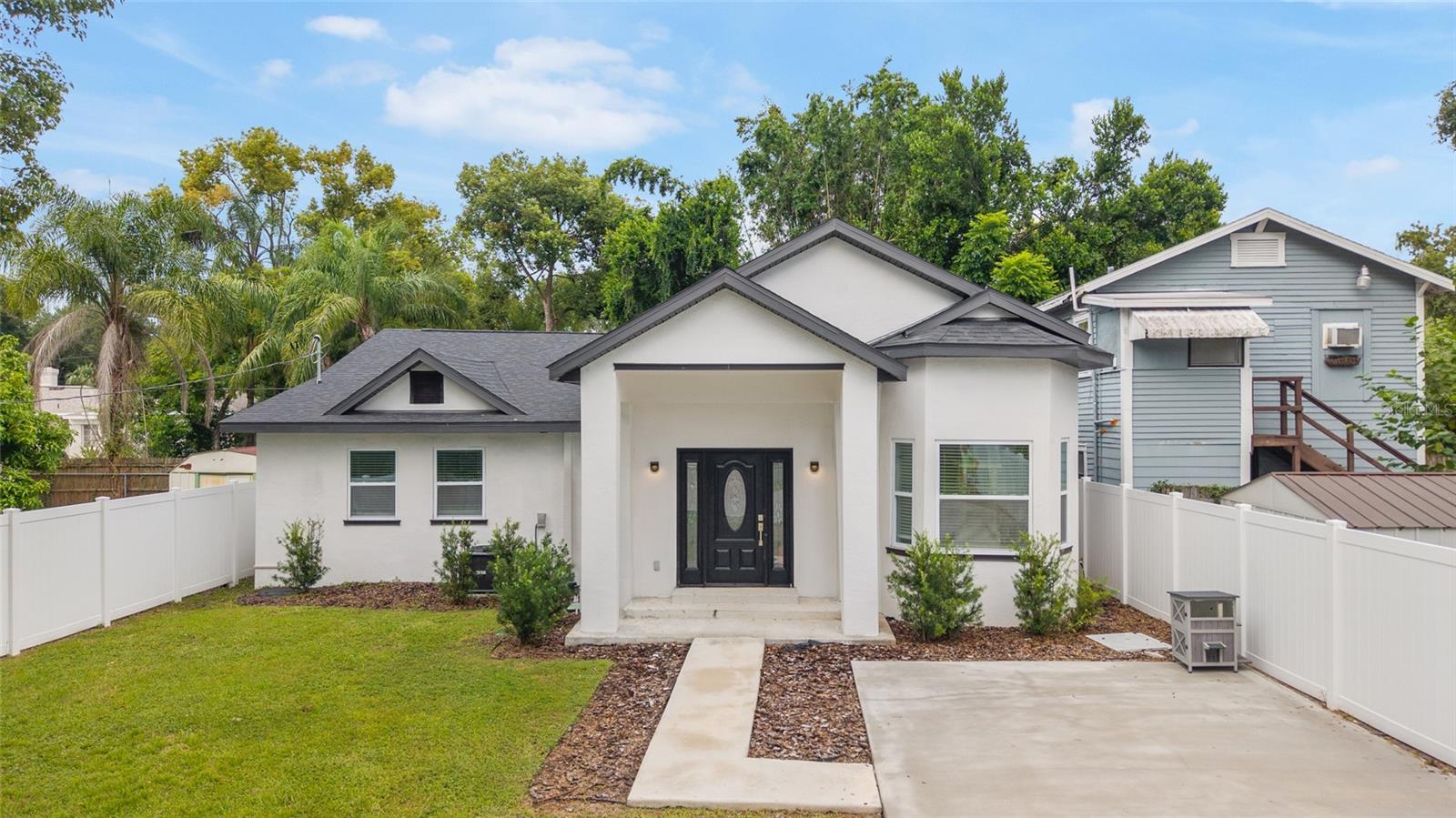 914 E NORTH BAY ST, TAMPA, FL, 33603