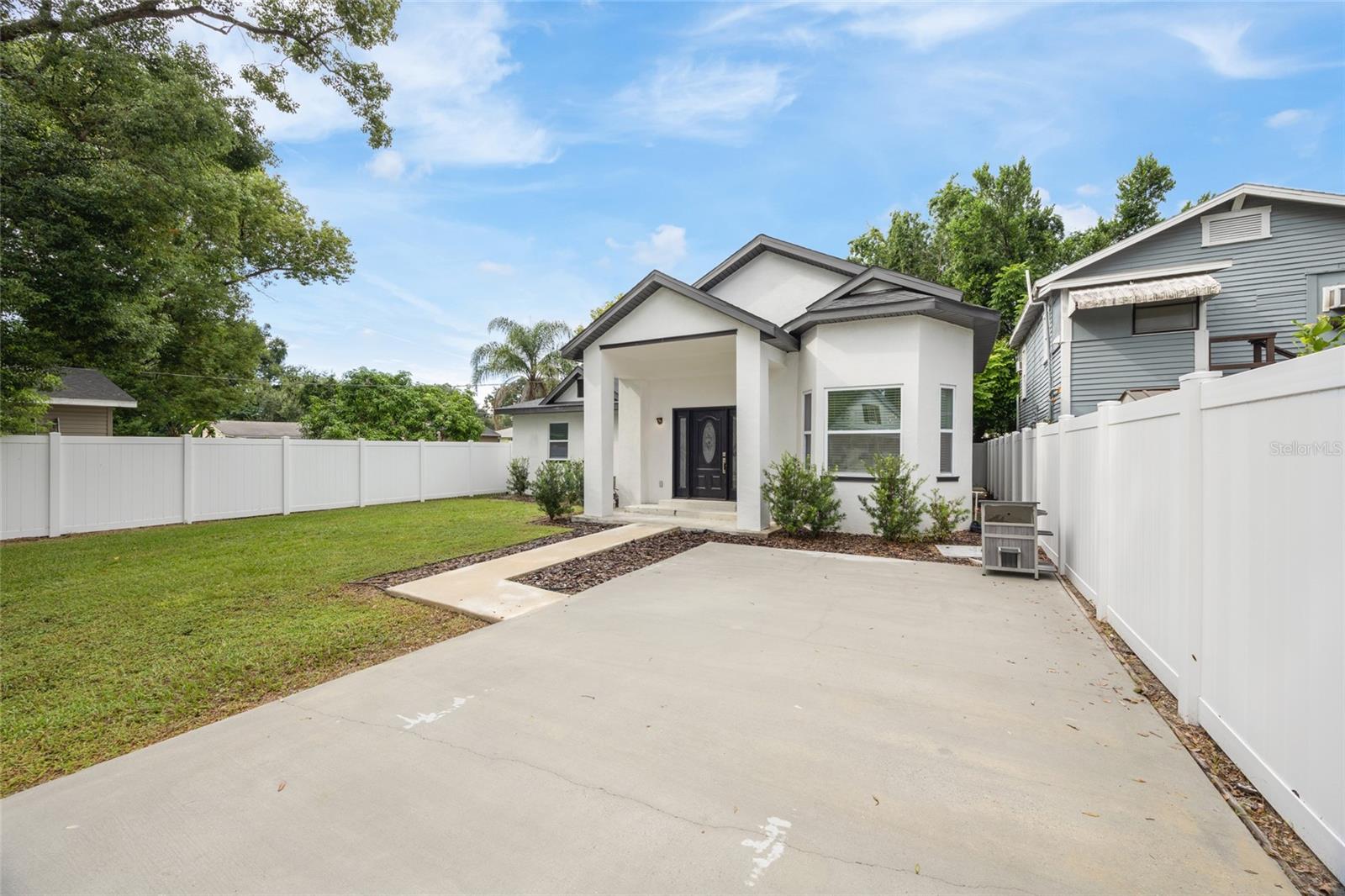914 E NORTH BAY ST, TAMPA, FL, 33603